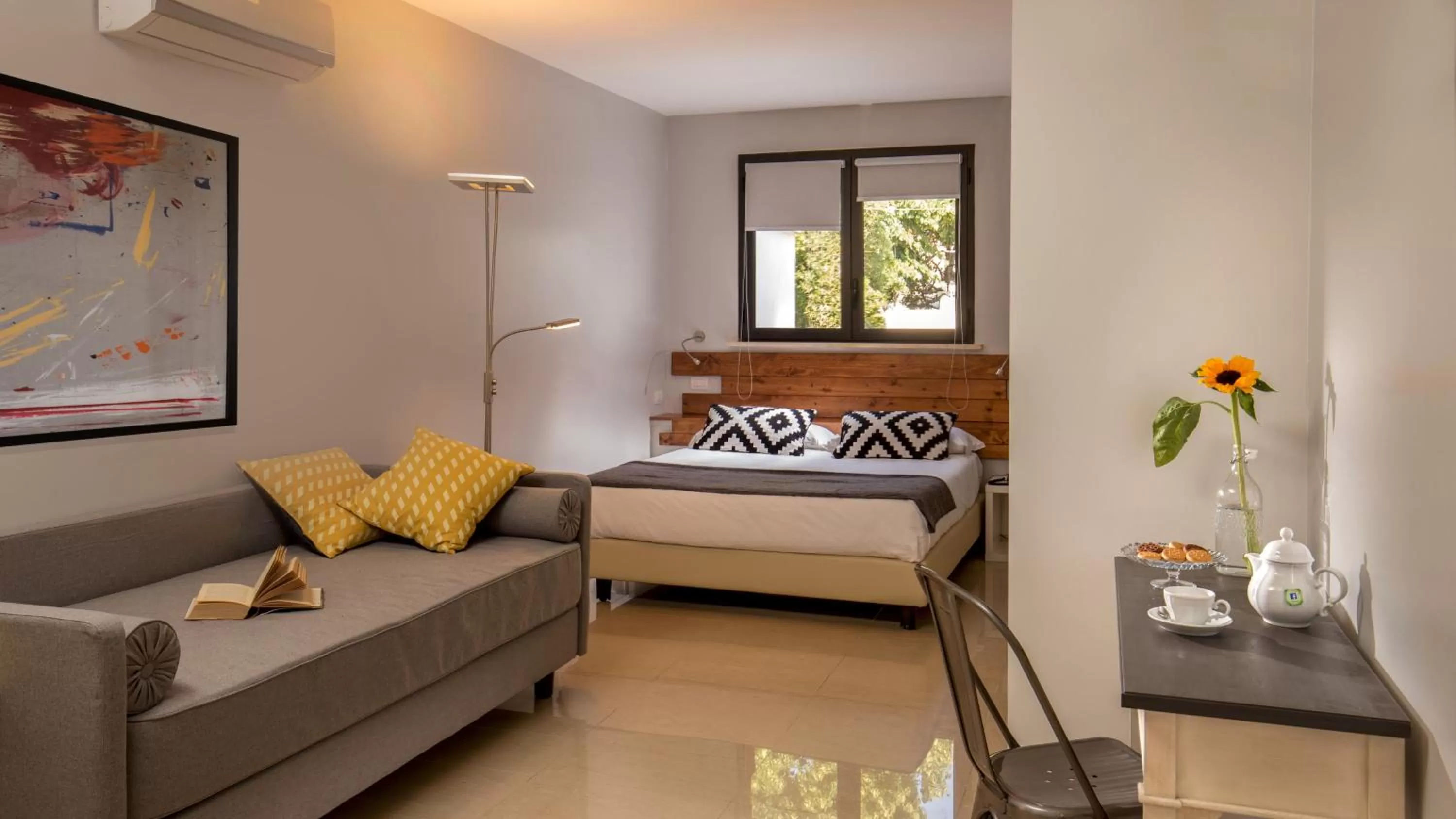 Decorative detail, Bed in Urban Garden Hotel