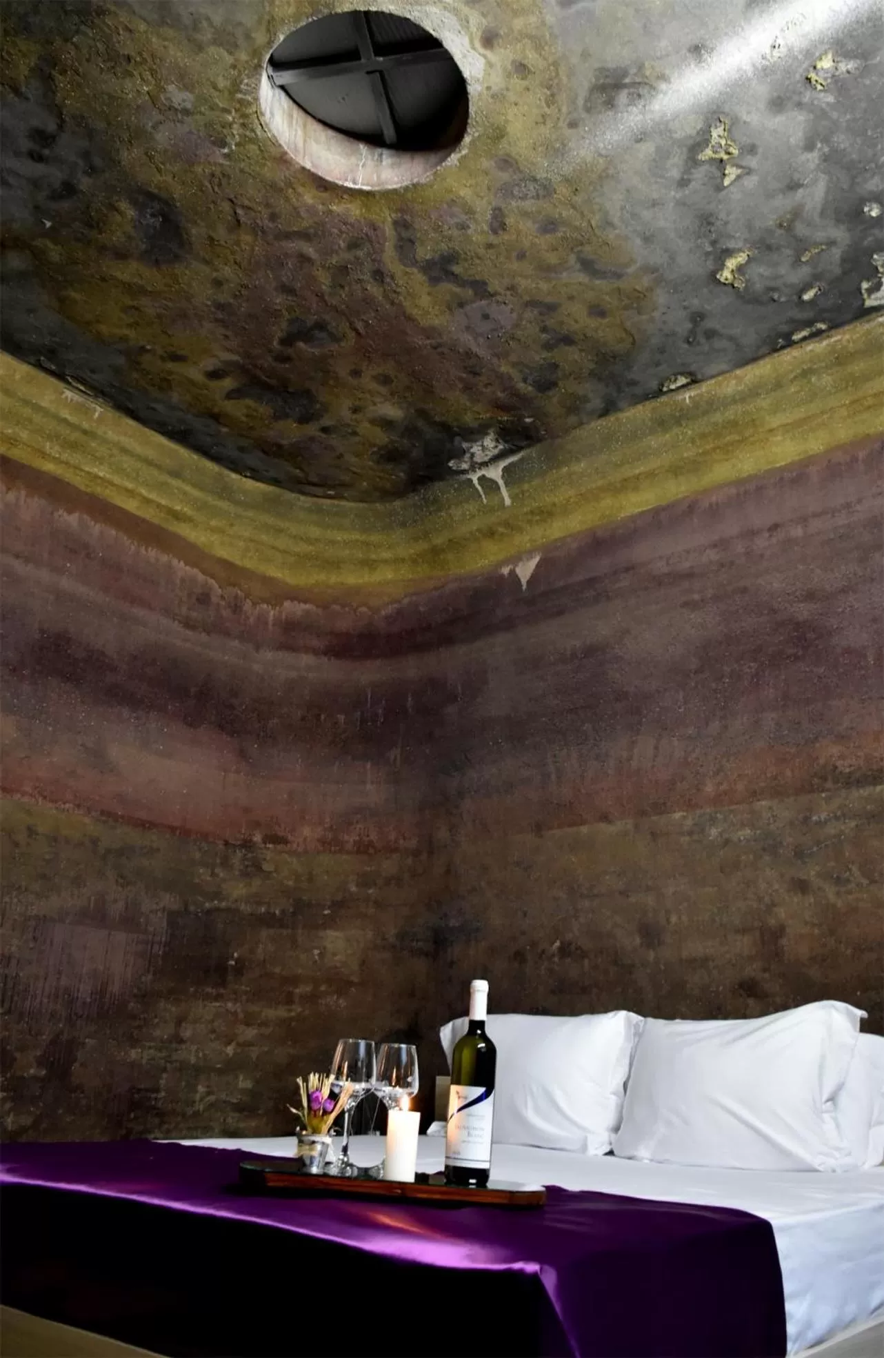 Hotel and winery LOZAR