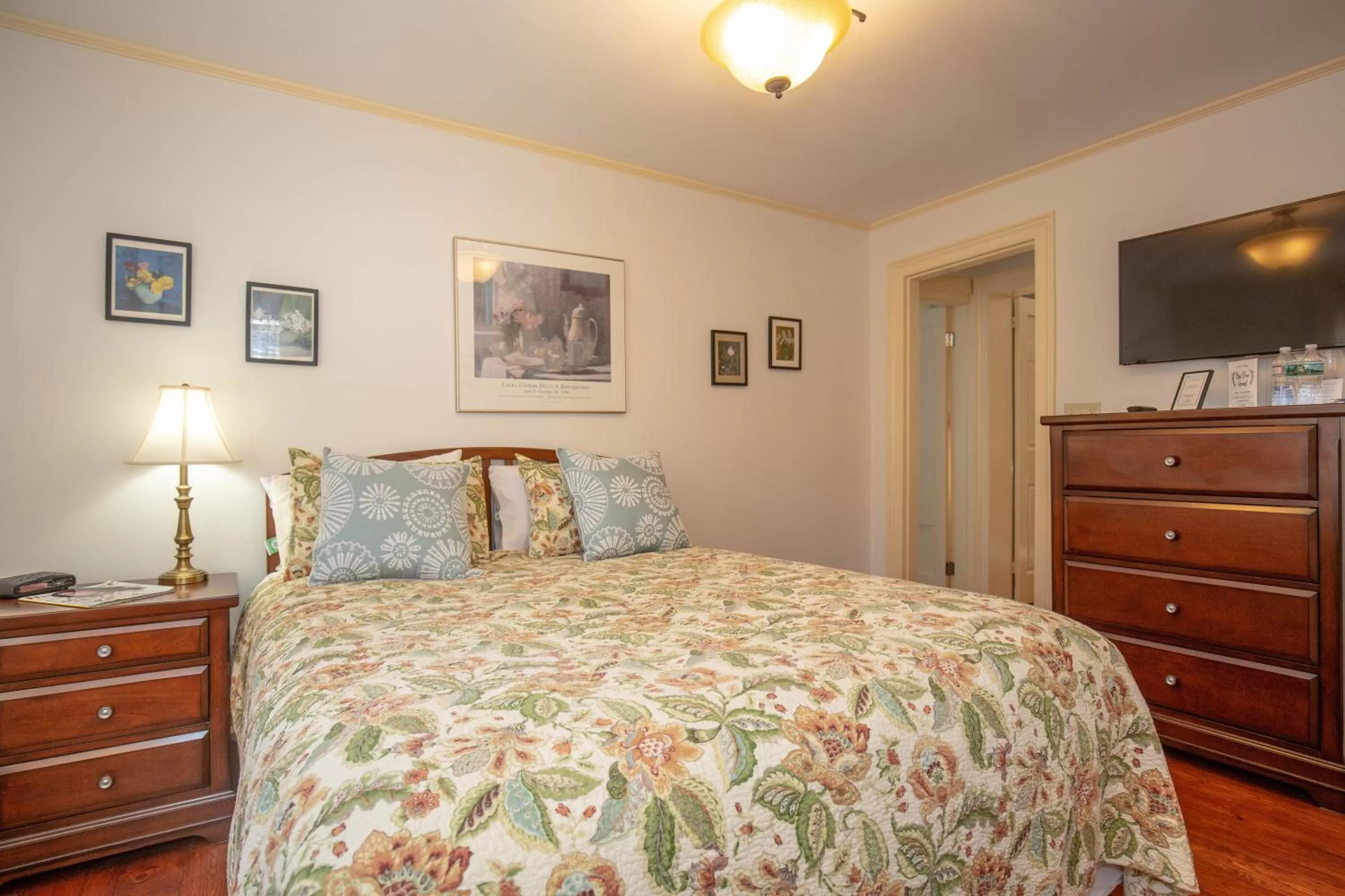 Bedroom, Bed in Clark Currier Inn