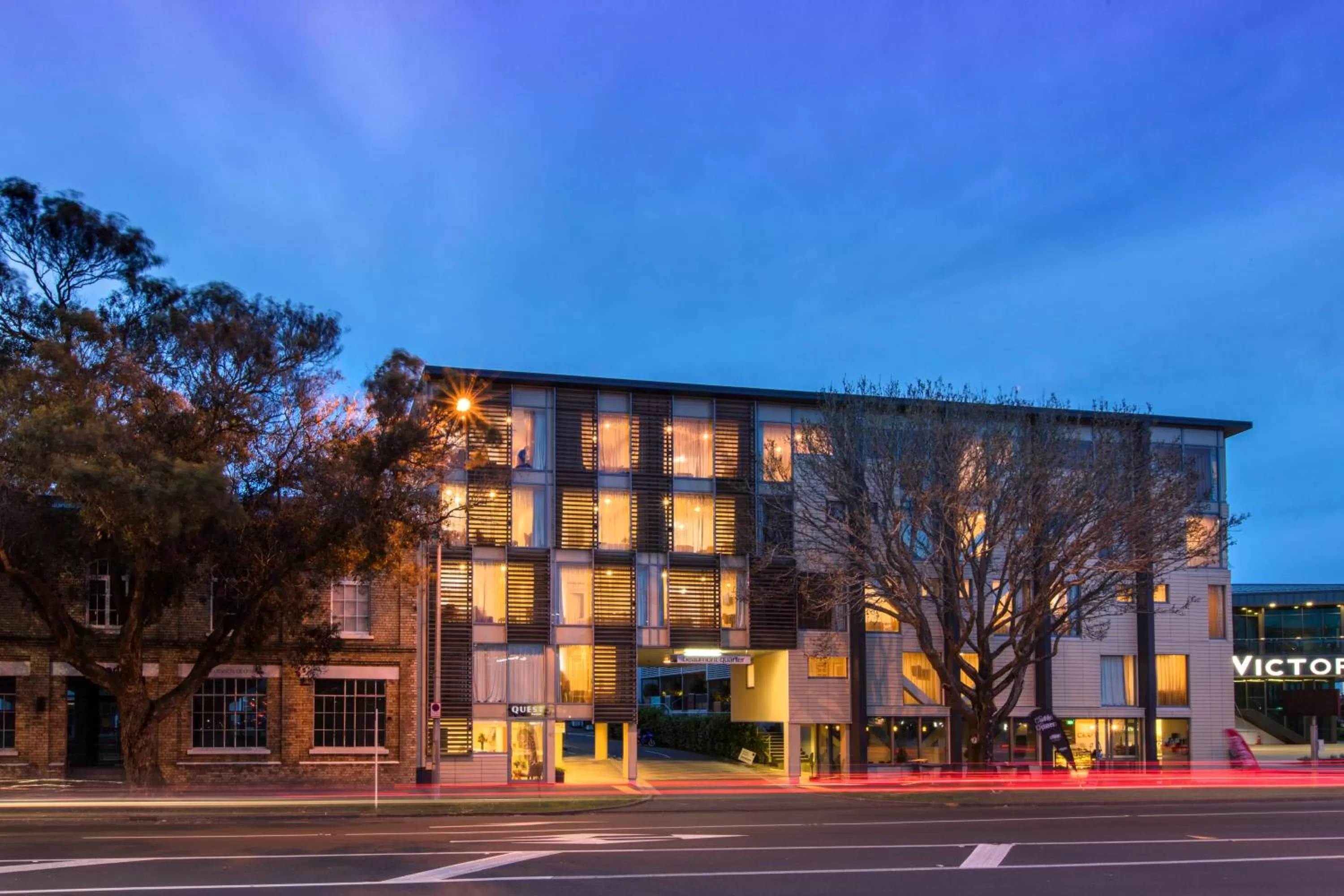 Facade/entrance in Quest on Beaumont