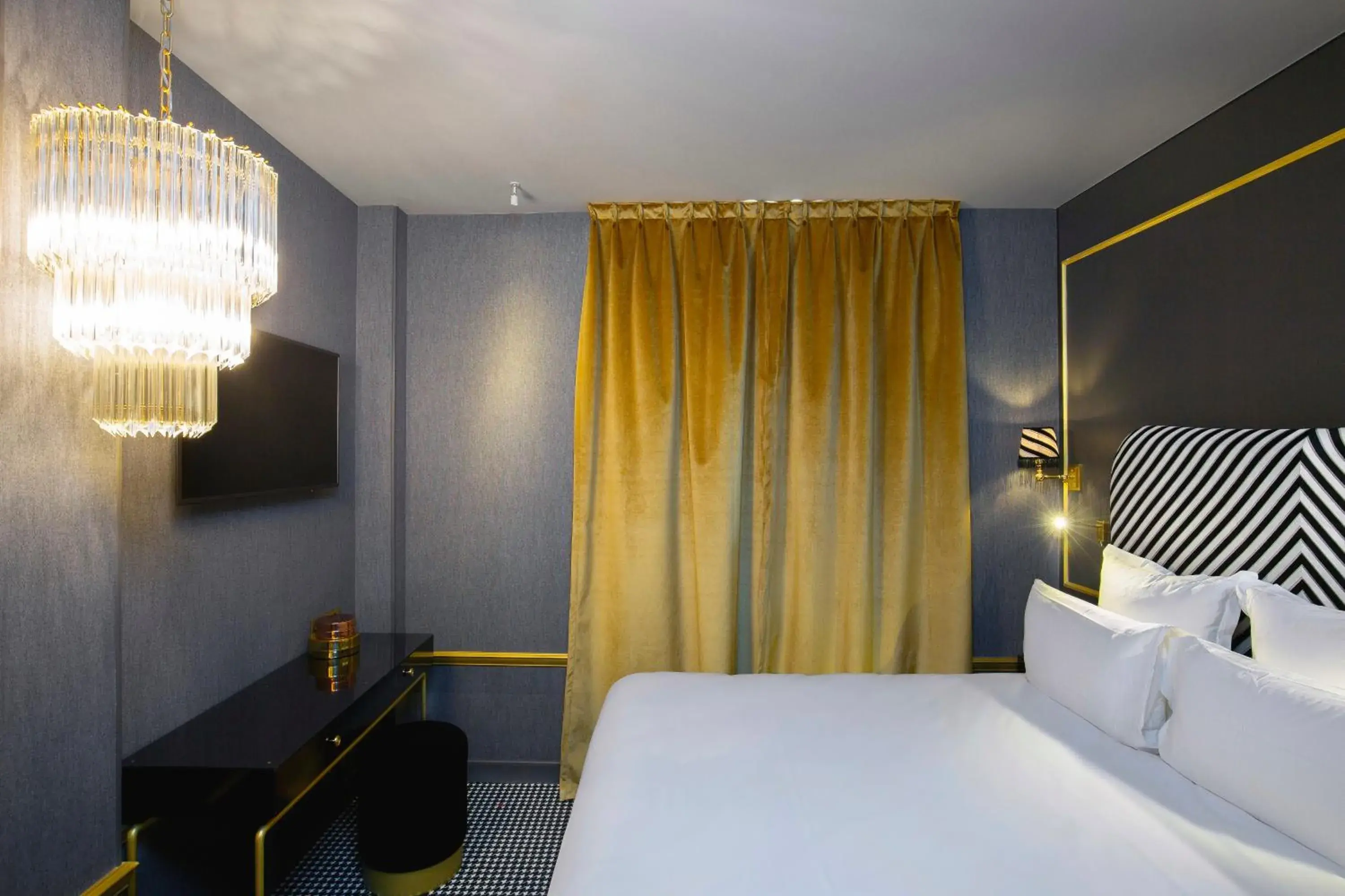 Classic Double Room in Snob Hotel by Elegancia Classic Double Room in Snob Hotel by Elegancia