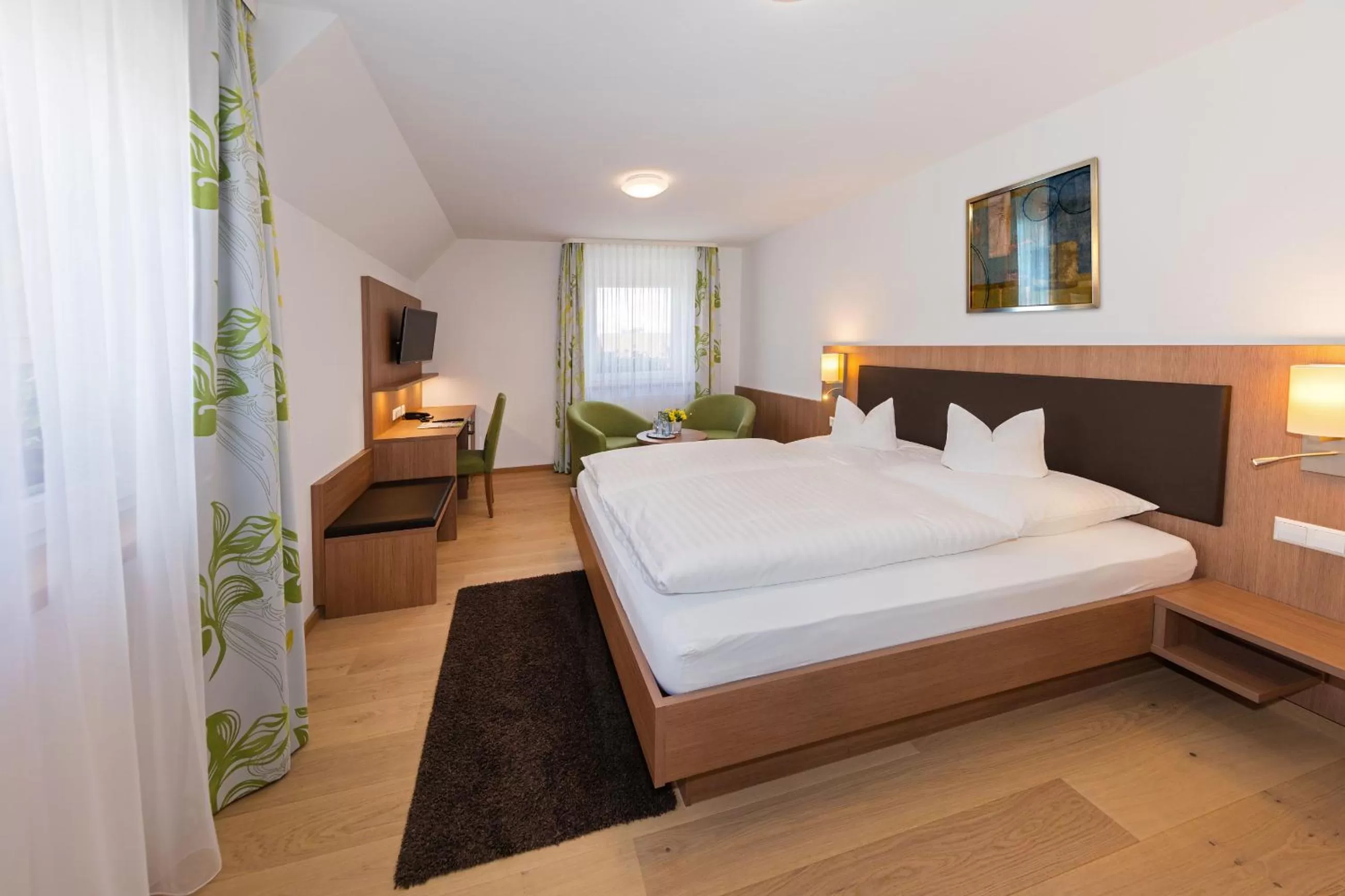 Photo of the whole room, Bed in Gasthof - Hotel zum Ochsen GmbH