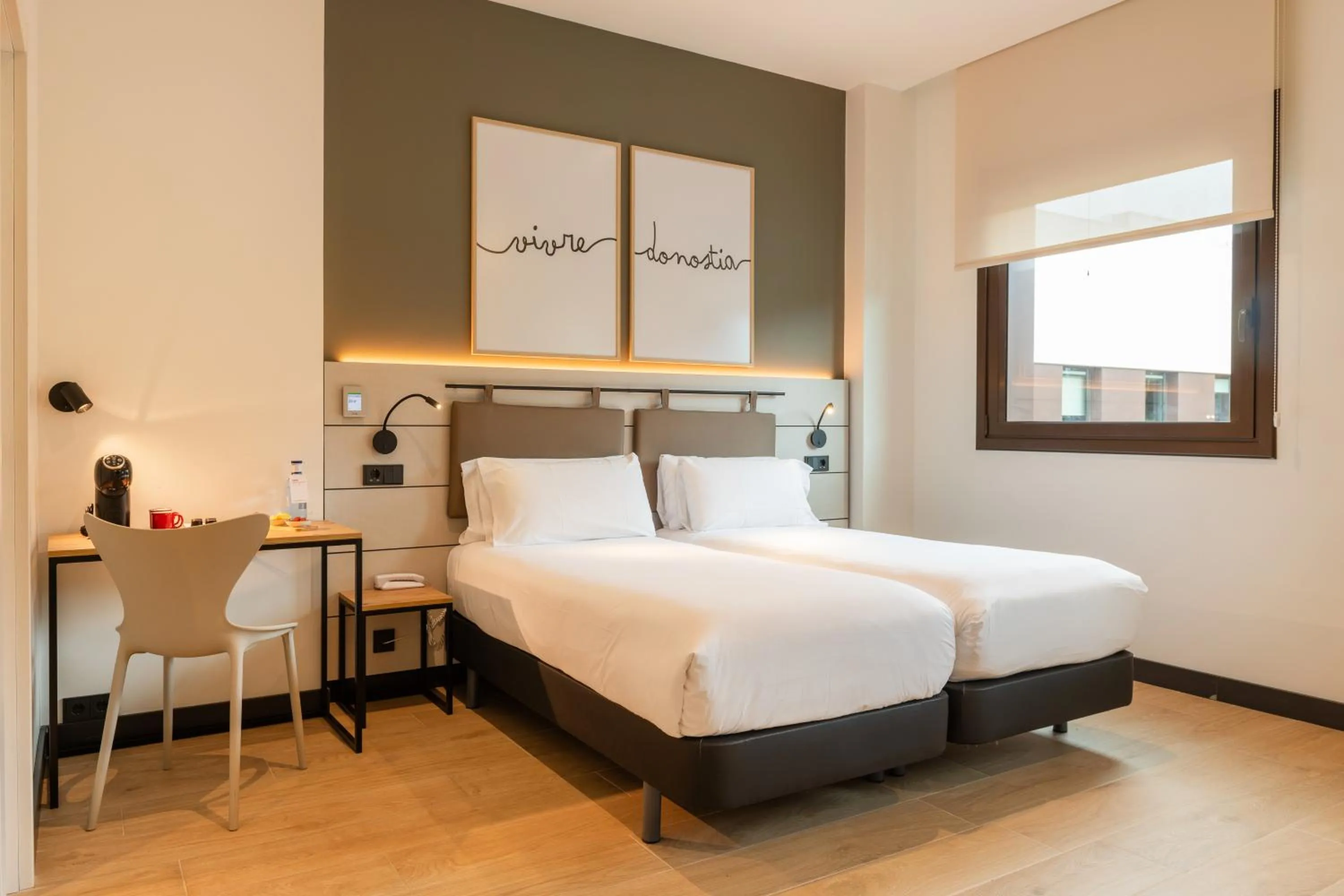 Bed in Hotel Bed4U San Sebasti