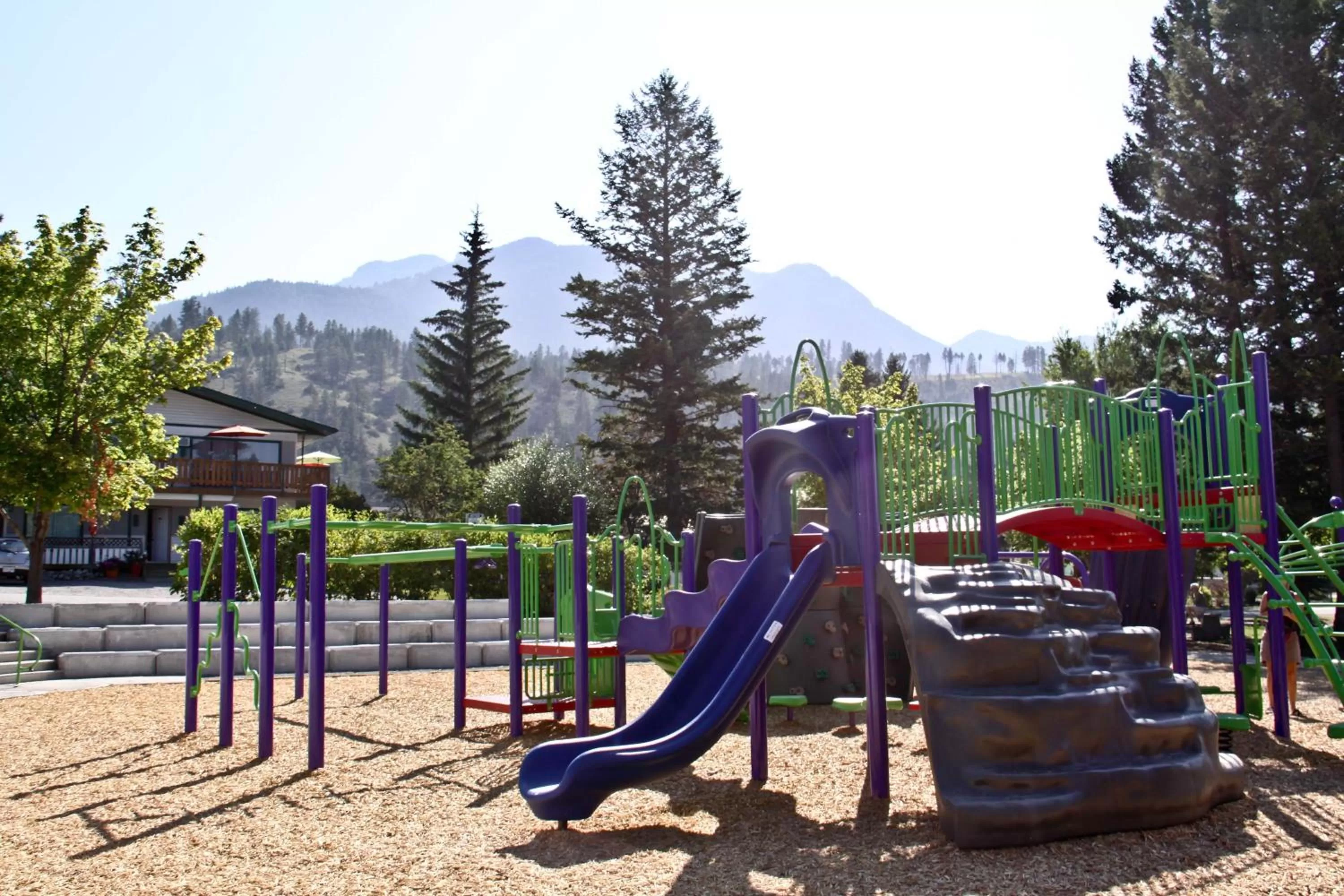 Children play ground in Crystal Springs Lodge