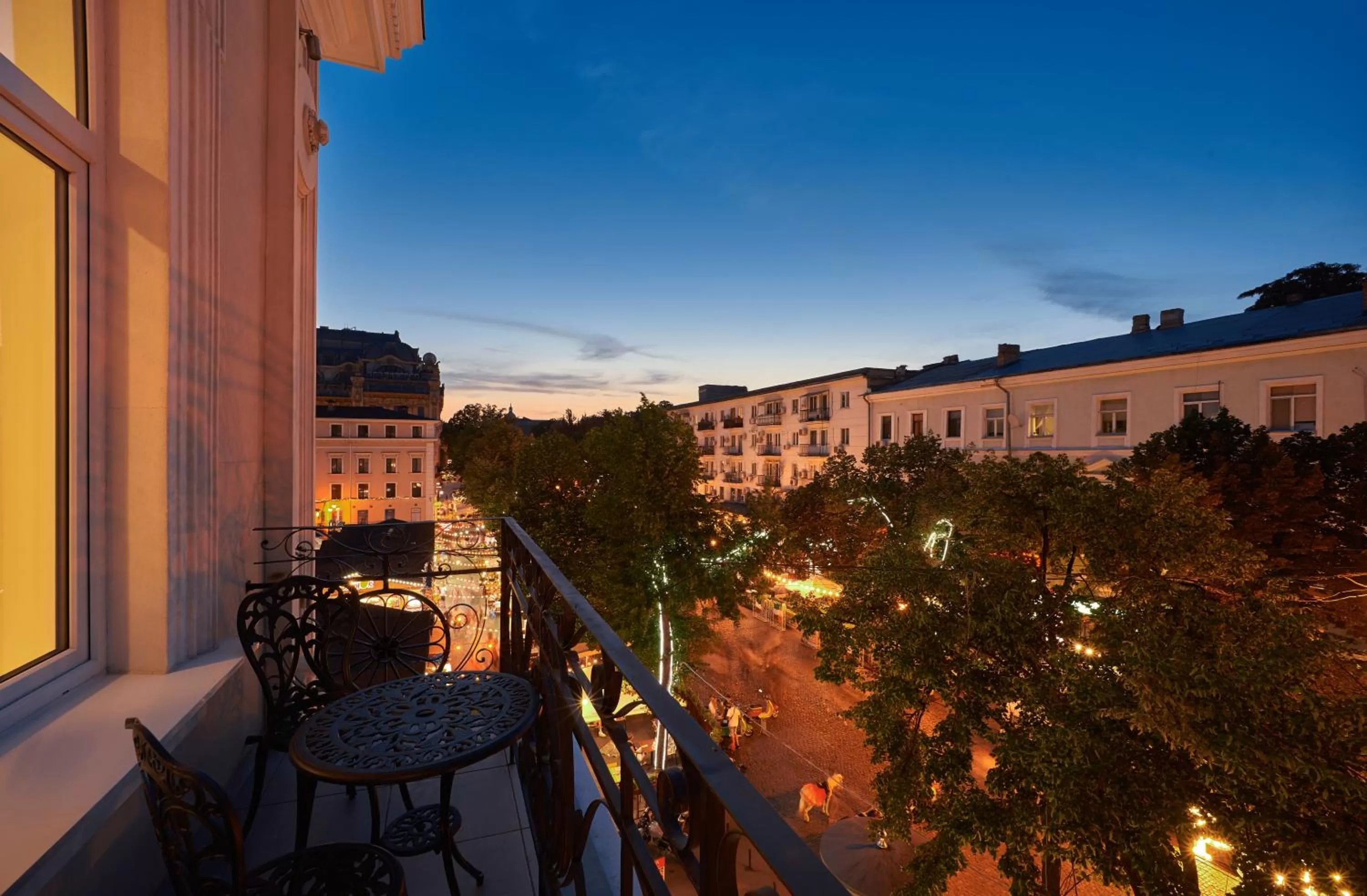 City view in Radisson Hotel City Centre Odesa