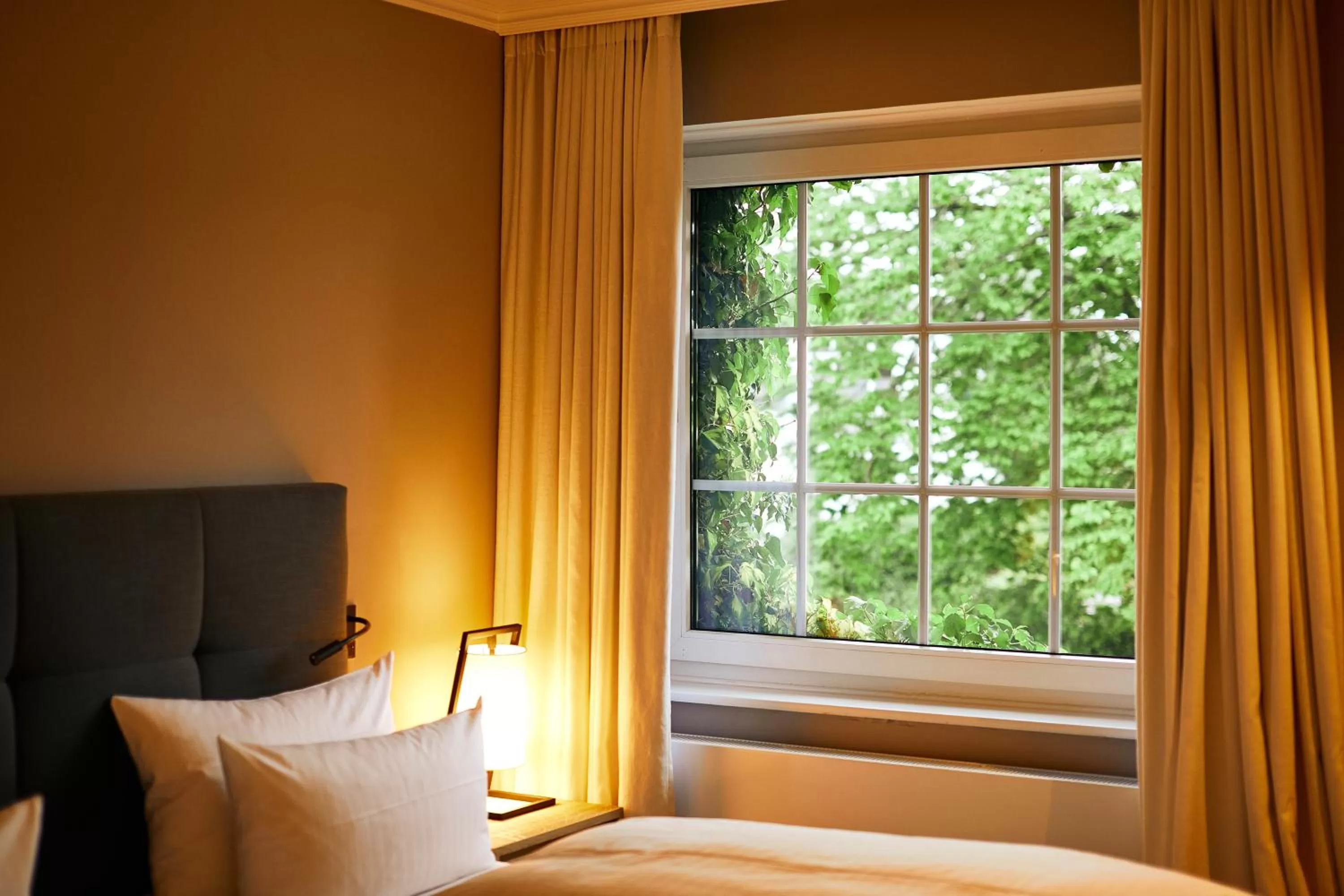 Bed in Fuchsbau Romantik Hotel & SPA Restaurant & FOX Bar