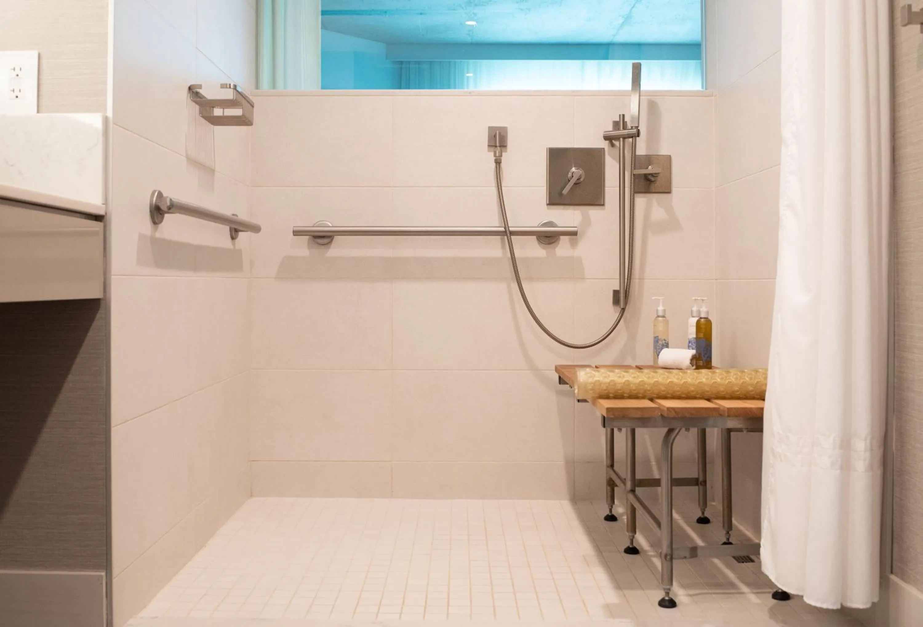 Shower in Mountain Shadows Resort Scottsdale