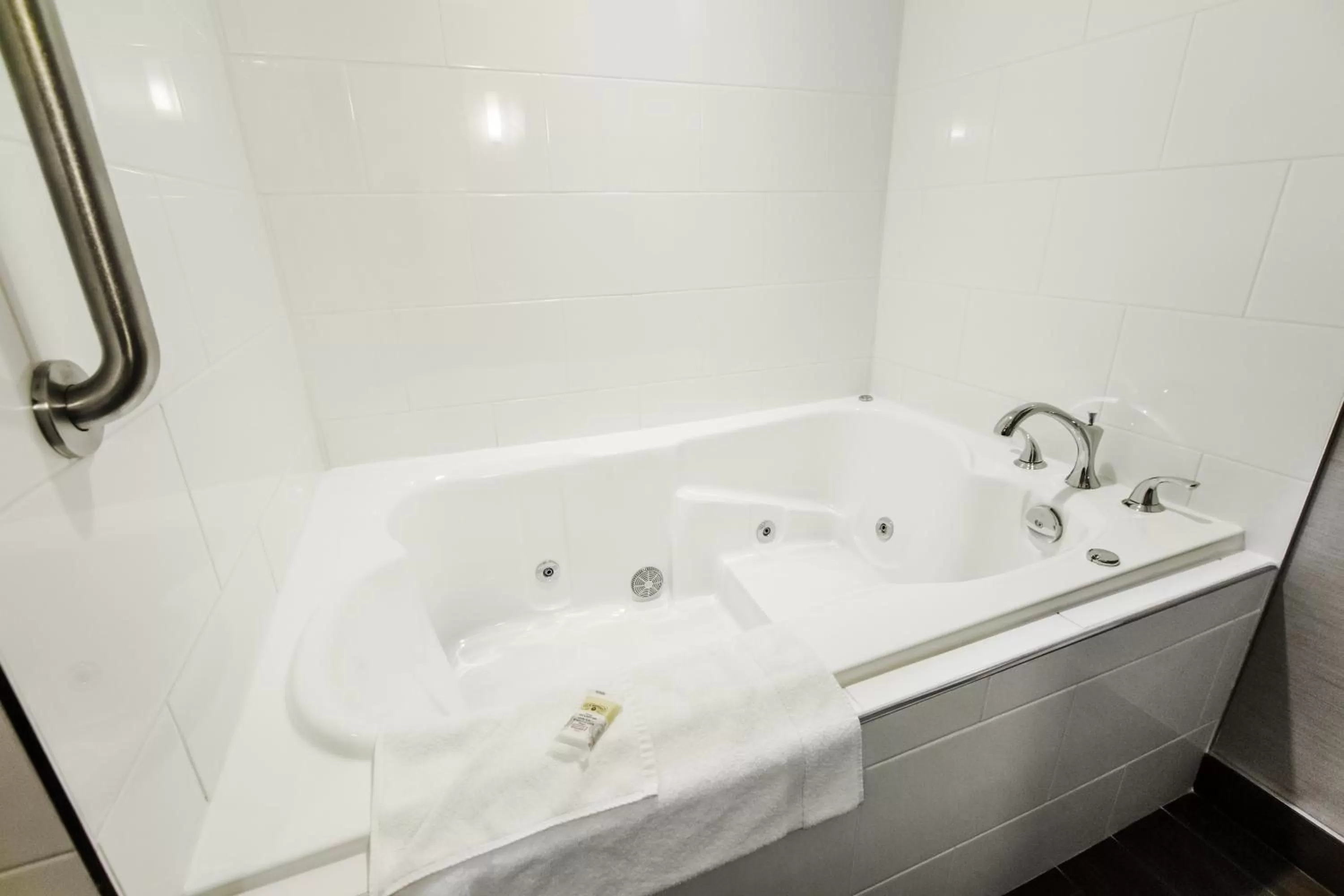 Bathroom in Holiday Inn Express & Suites Spruce Grove - Stony Plain by IHG