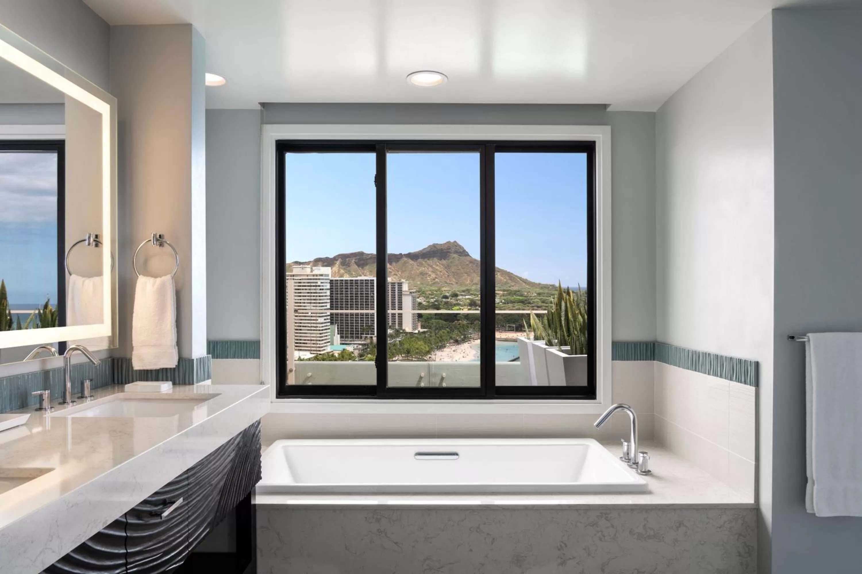 Photo of the whole room in Moana Surfrider, A Westin Resort & Spa, Waikiki Beach