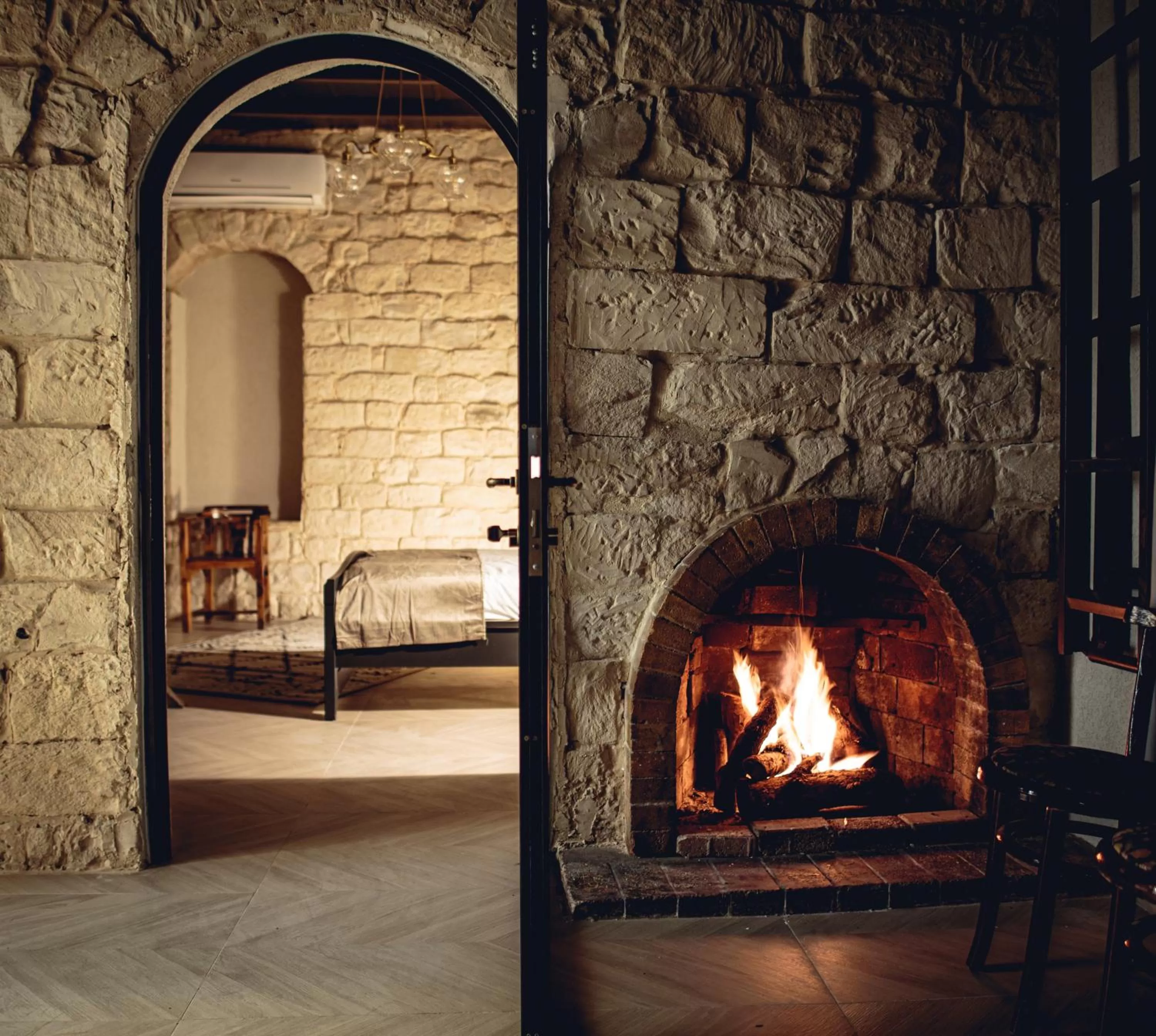 flat iron in וילה תהילה המחודש - The new Villa Tehila