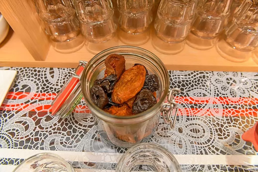 Breakfast in Hotel des Alpes Bulle center