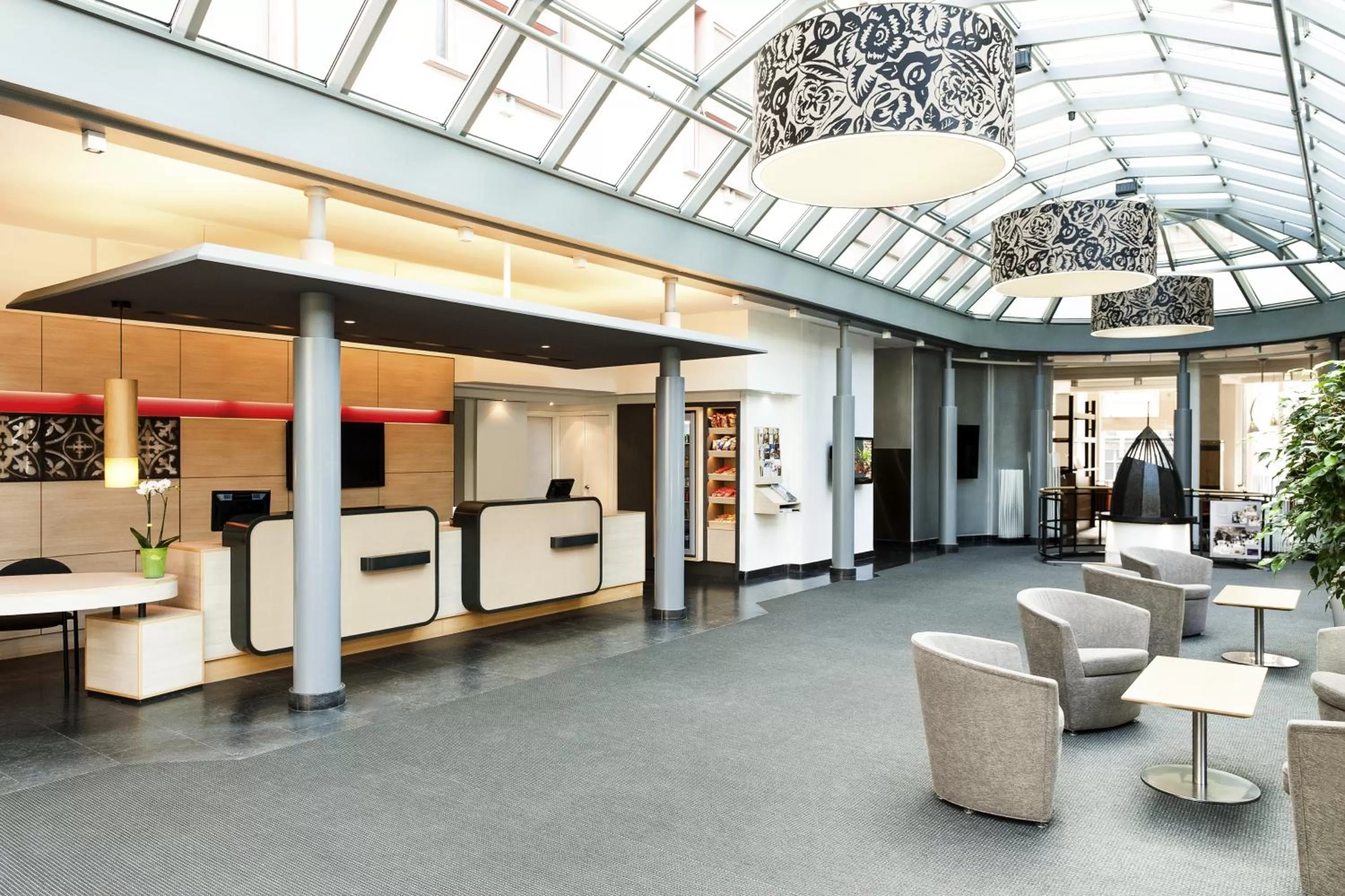 Lobby or reception in Novotel Gent Centrum