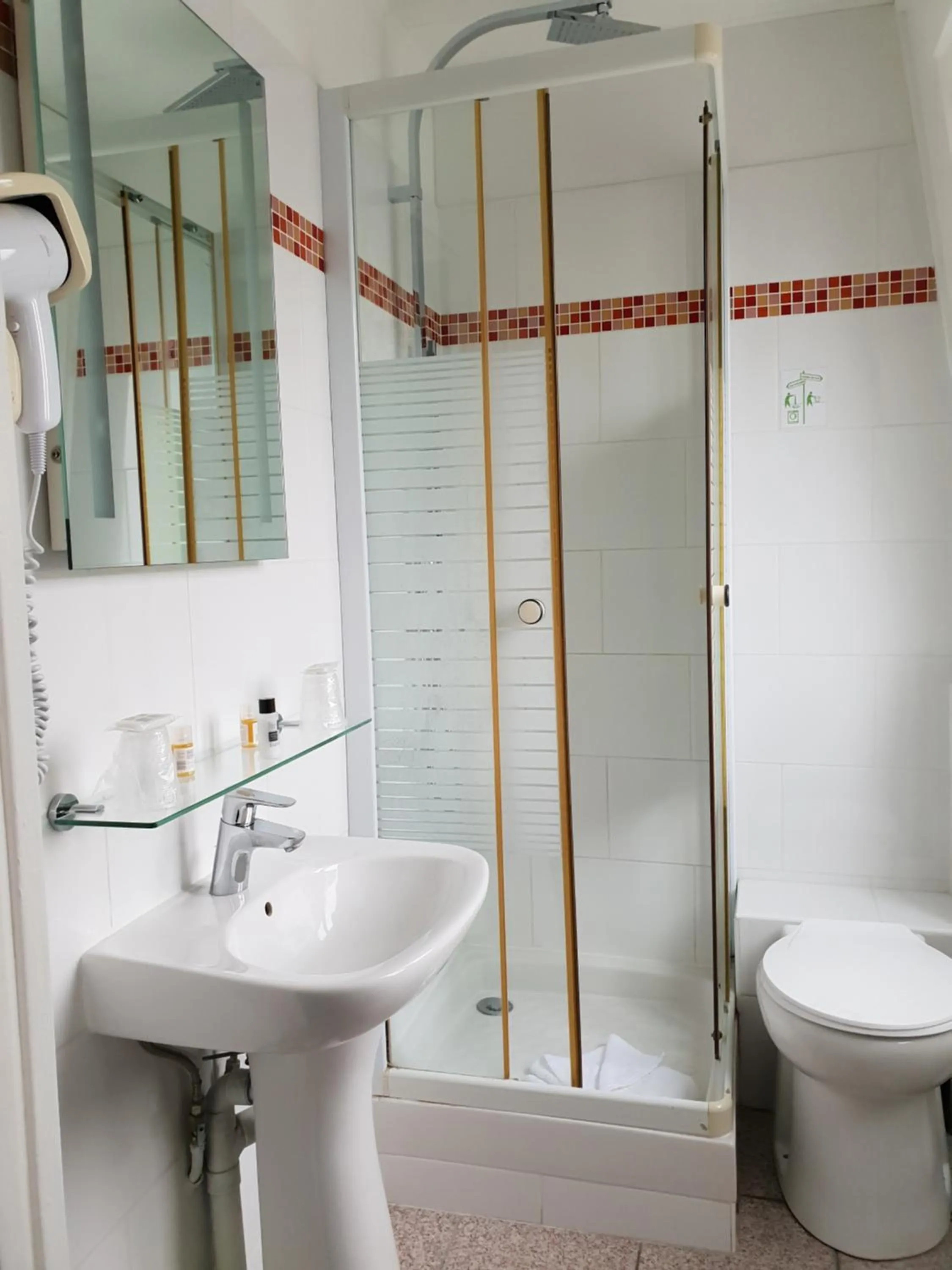 Bathroom in Le Napoleon