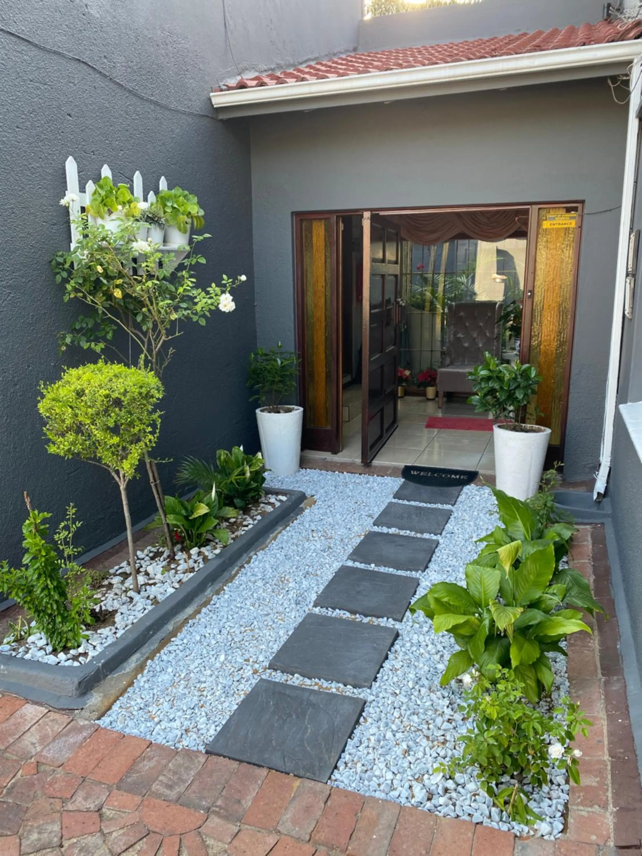 Facade/entrance in Marion Lodge