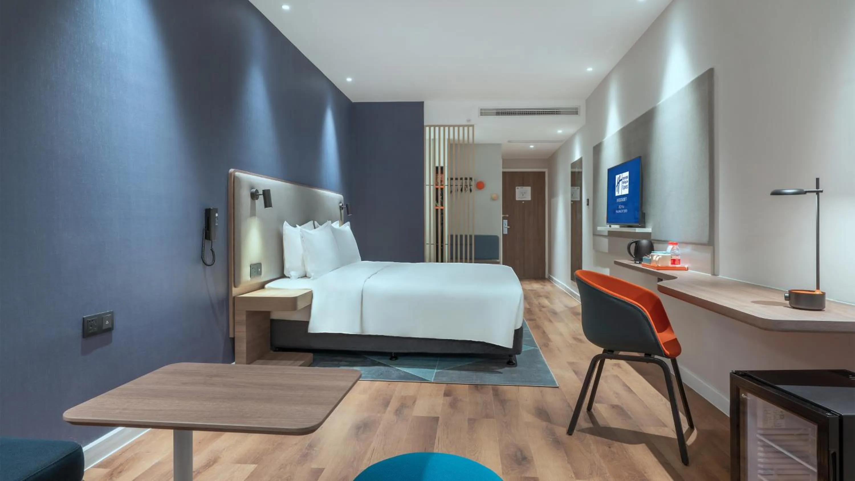 Bed in Holiday Inn Express Yangjiang City Center by IHG