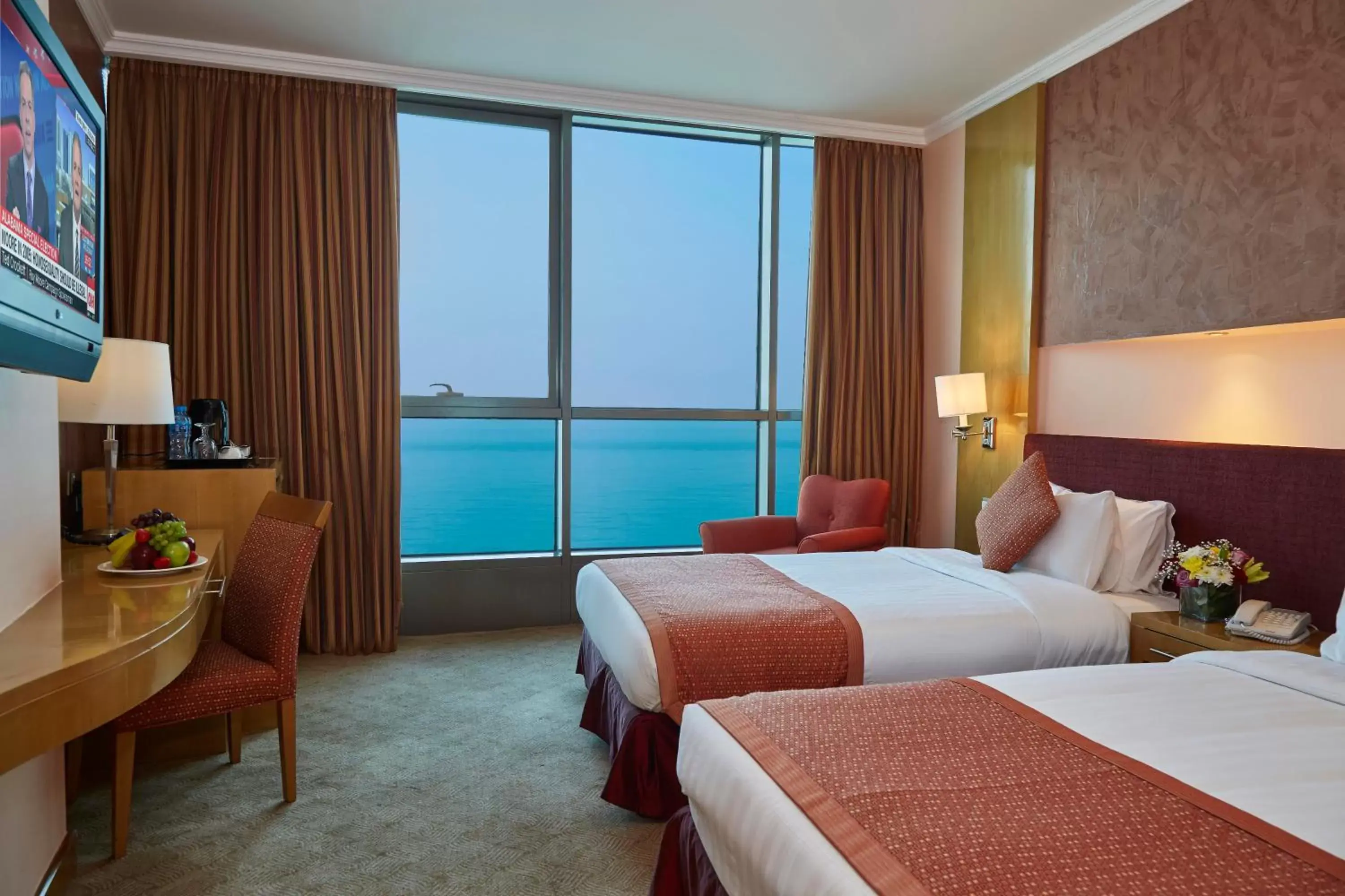 Classic Twin Room with Sea View in Kuwait Grand Hotel Classic Twin Room with Sea View in Kuwait Grand Hotel