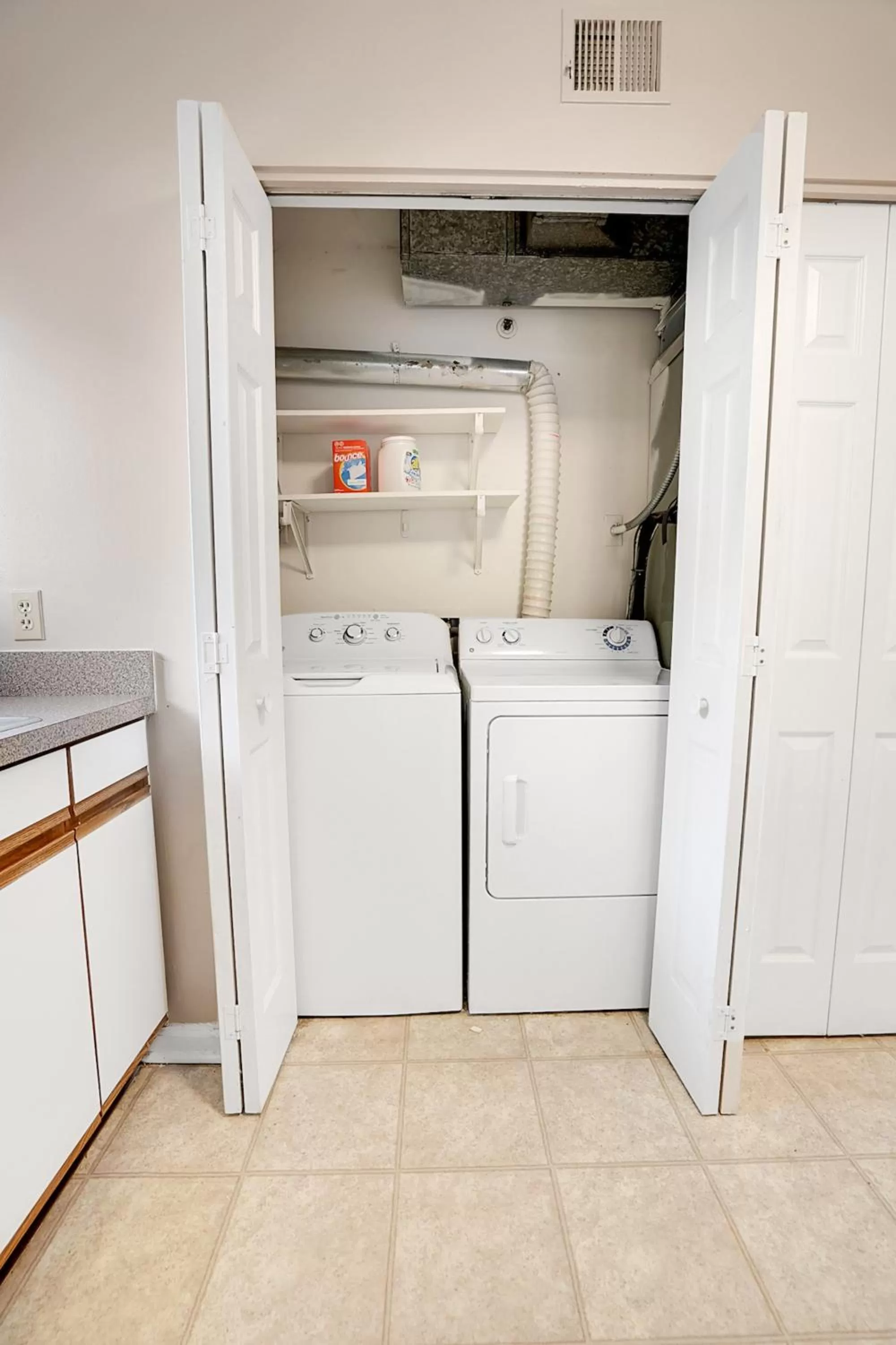 Logo/Certificate/Sign in Kasa Downtown Louisville