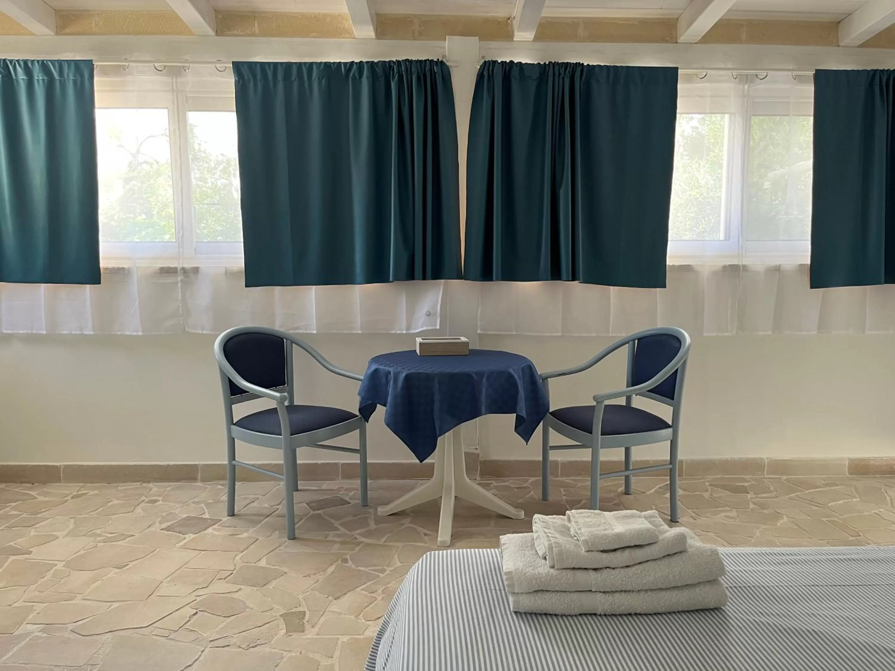 One-Bedroom Suite in B&B Villa Méditerranée