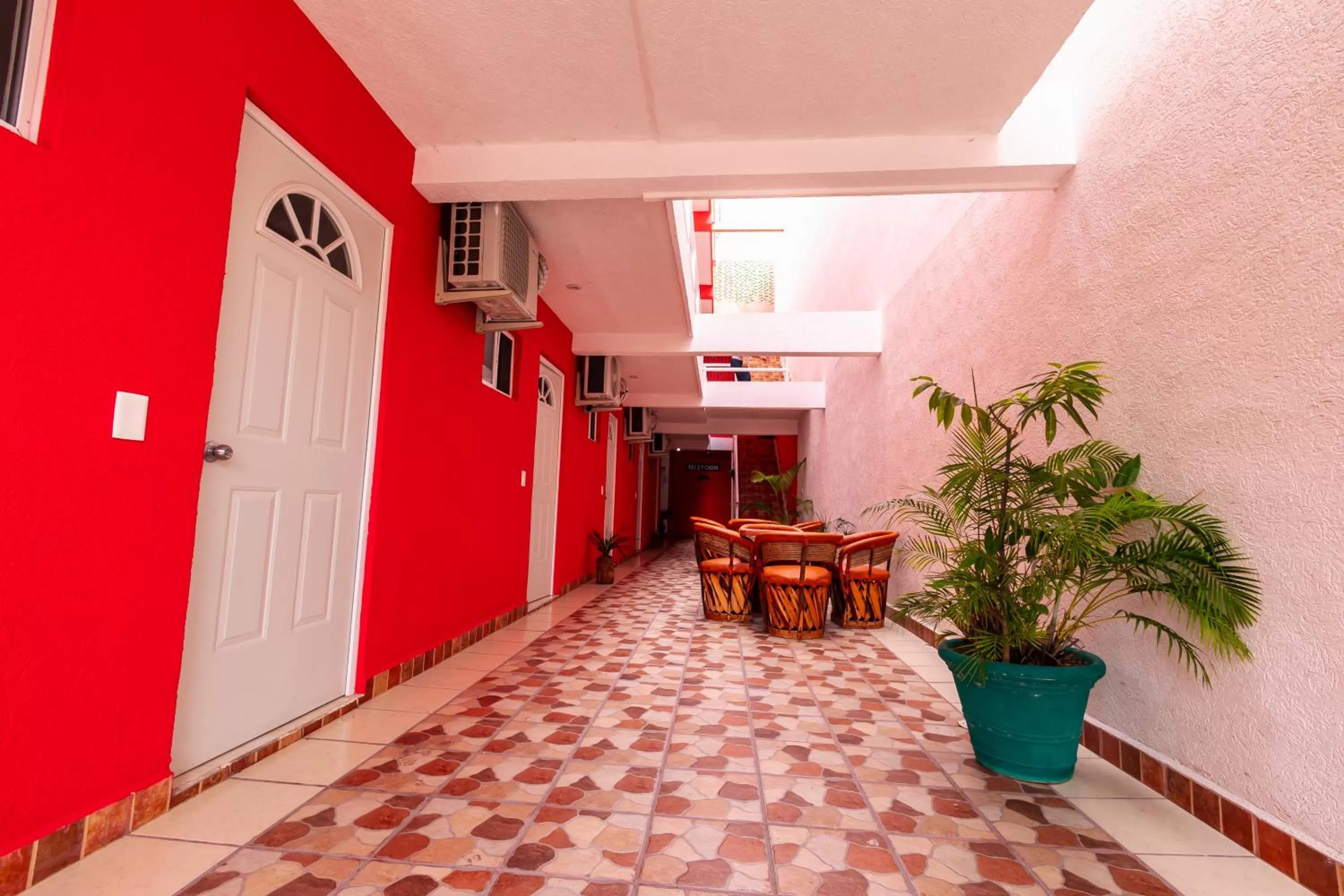 Property building in Hotel Bello Caribe Express