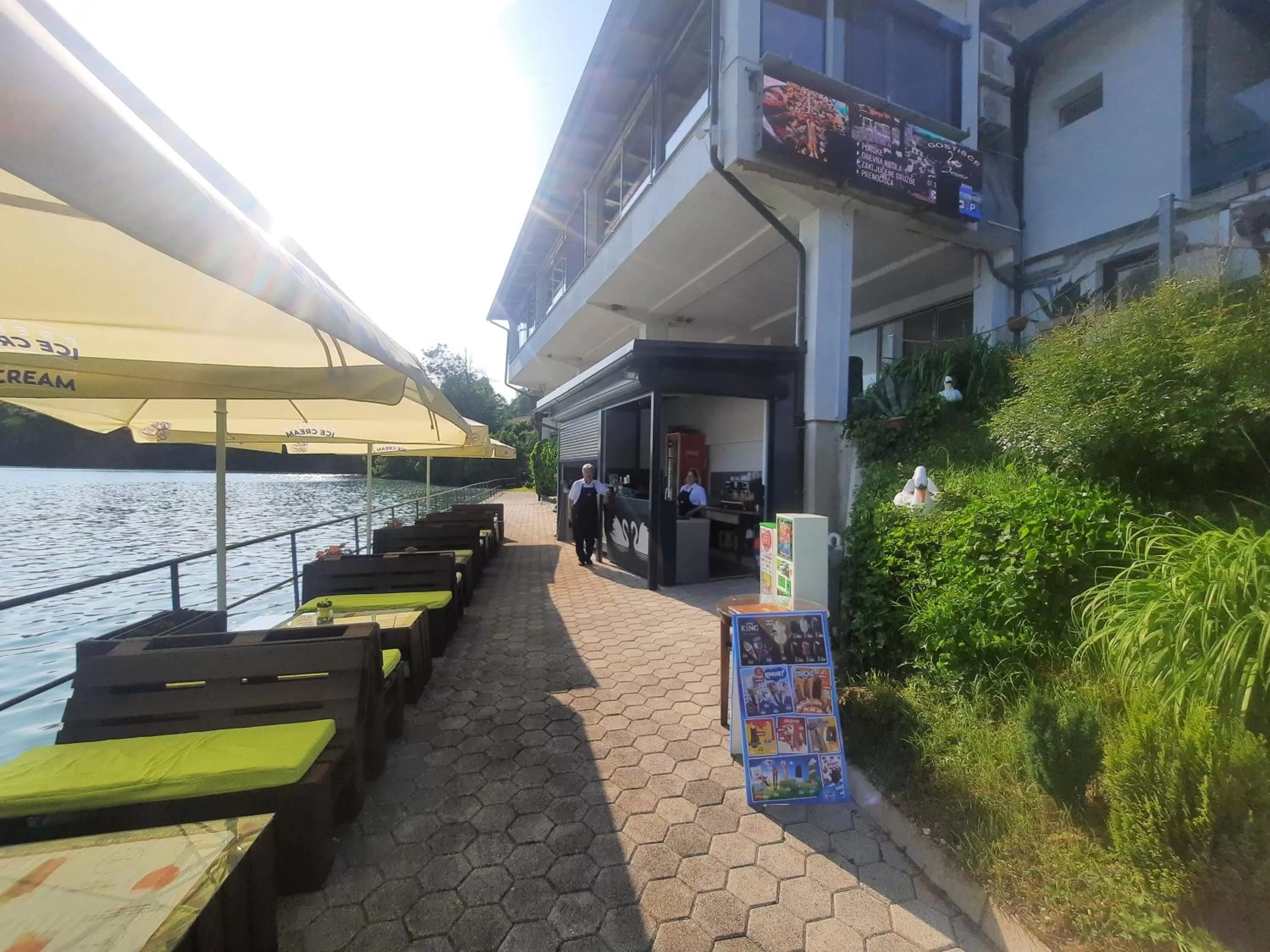 Property building in Gostisce Jezero