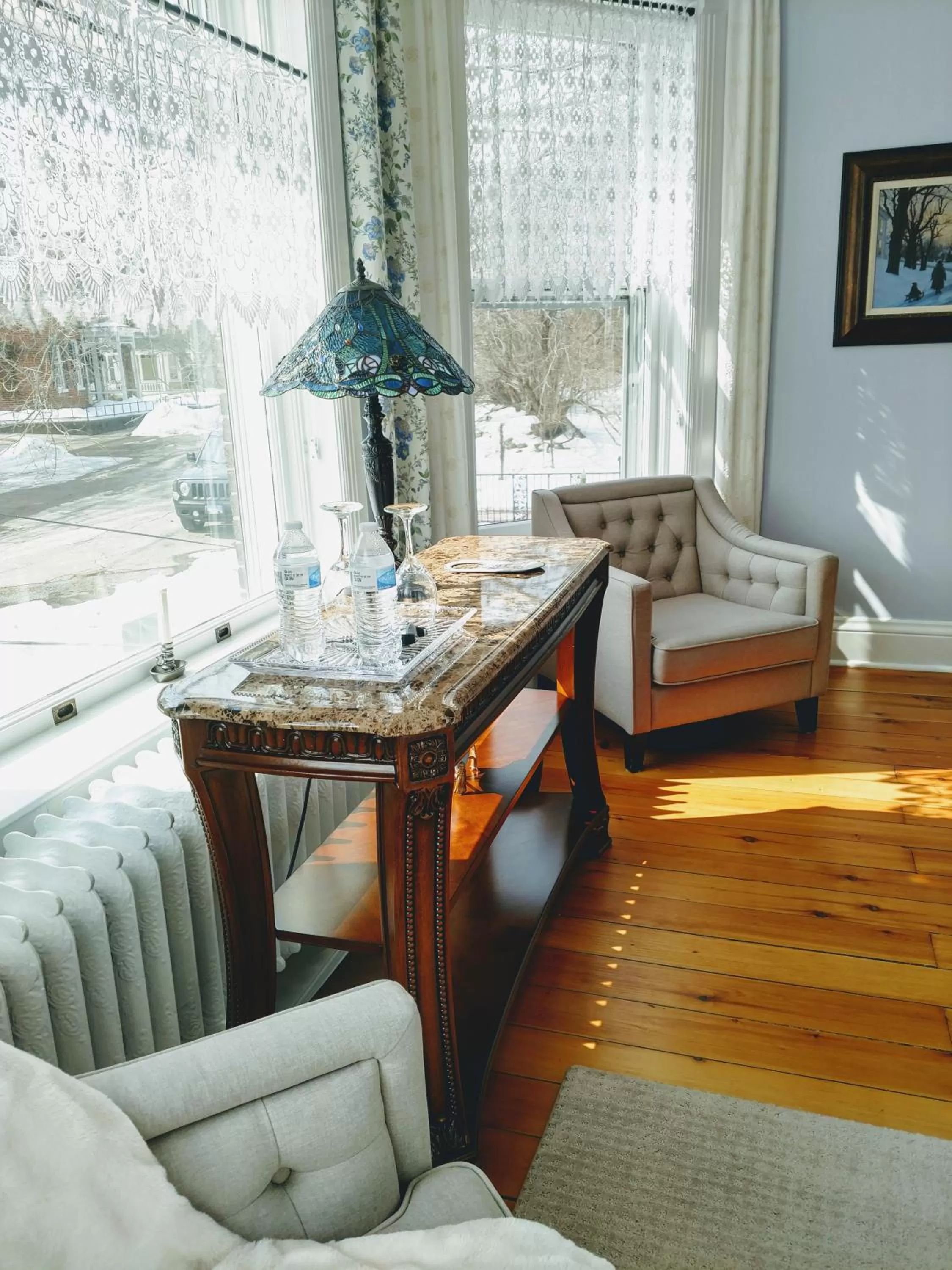 Seating area in Lamberson Guest House