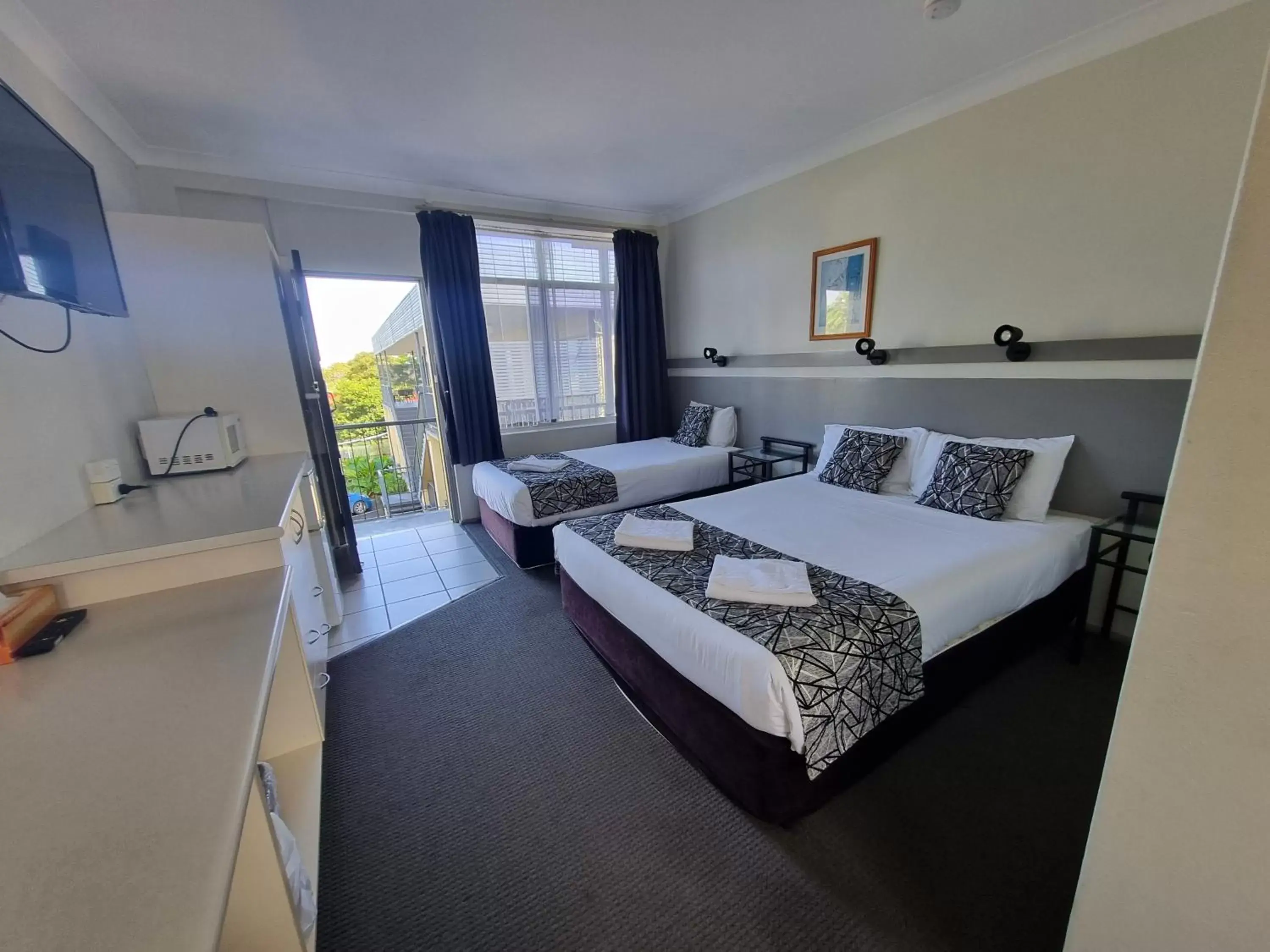 Standard Twin Room (Located upstairs) in Park Drive Motel Standard Twin Room (Located upstairs) in Park Drive Motel