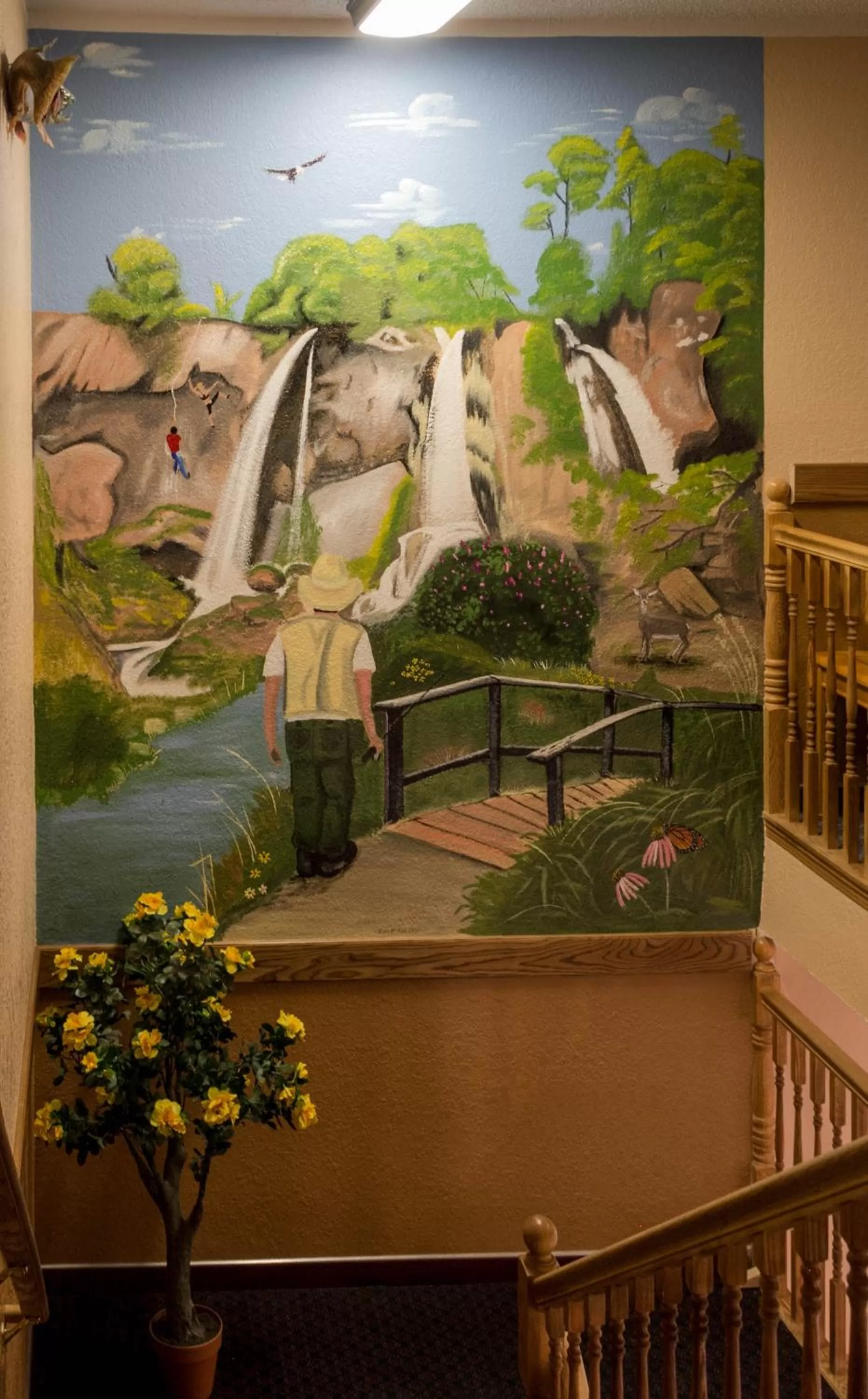 Decorative detail in Red River Inn Silt - Rifle