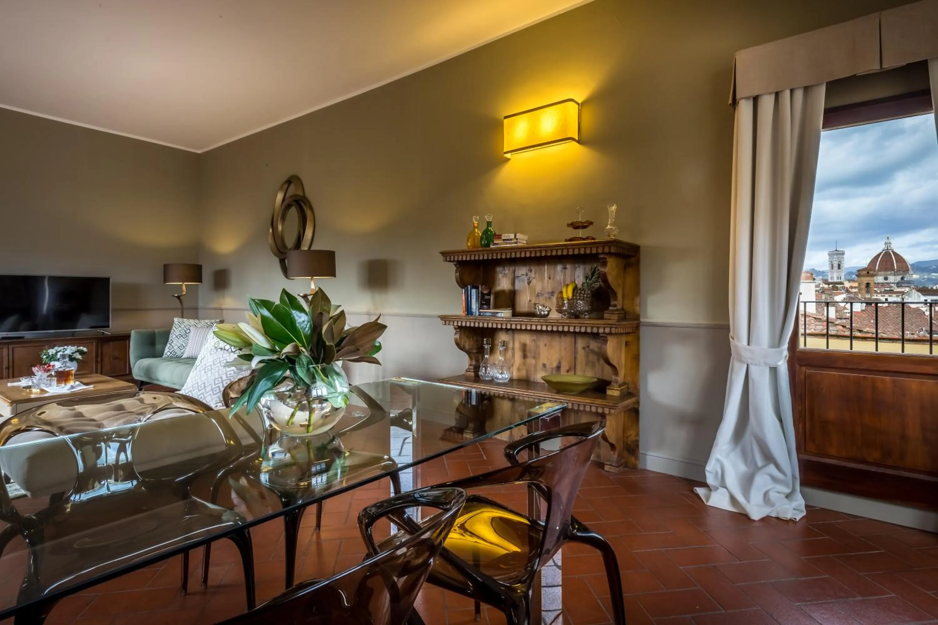 Dining area in Palazzo Ridolfi - Residenza d'Epoca