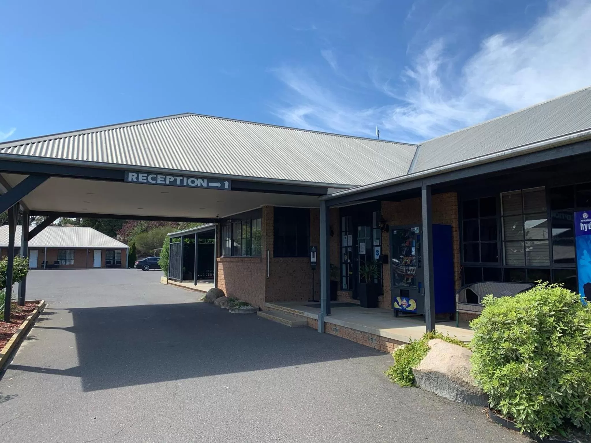 Facade/entrance in Swaggers Motor Inn