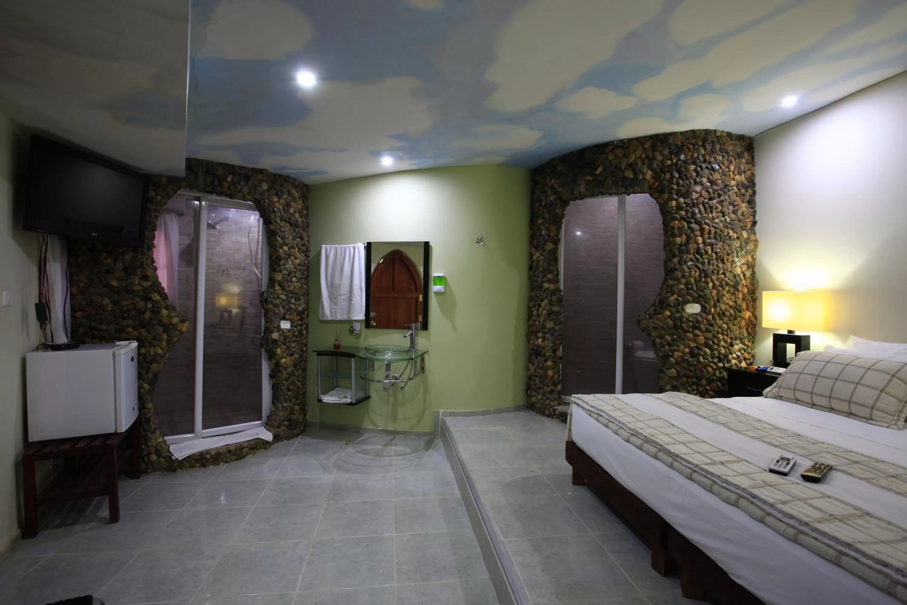 Photo of the whole room in Eco-Hotel Villa Elina