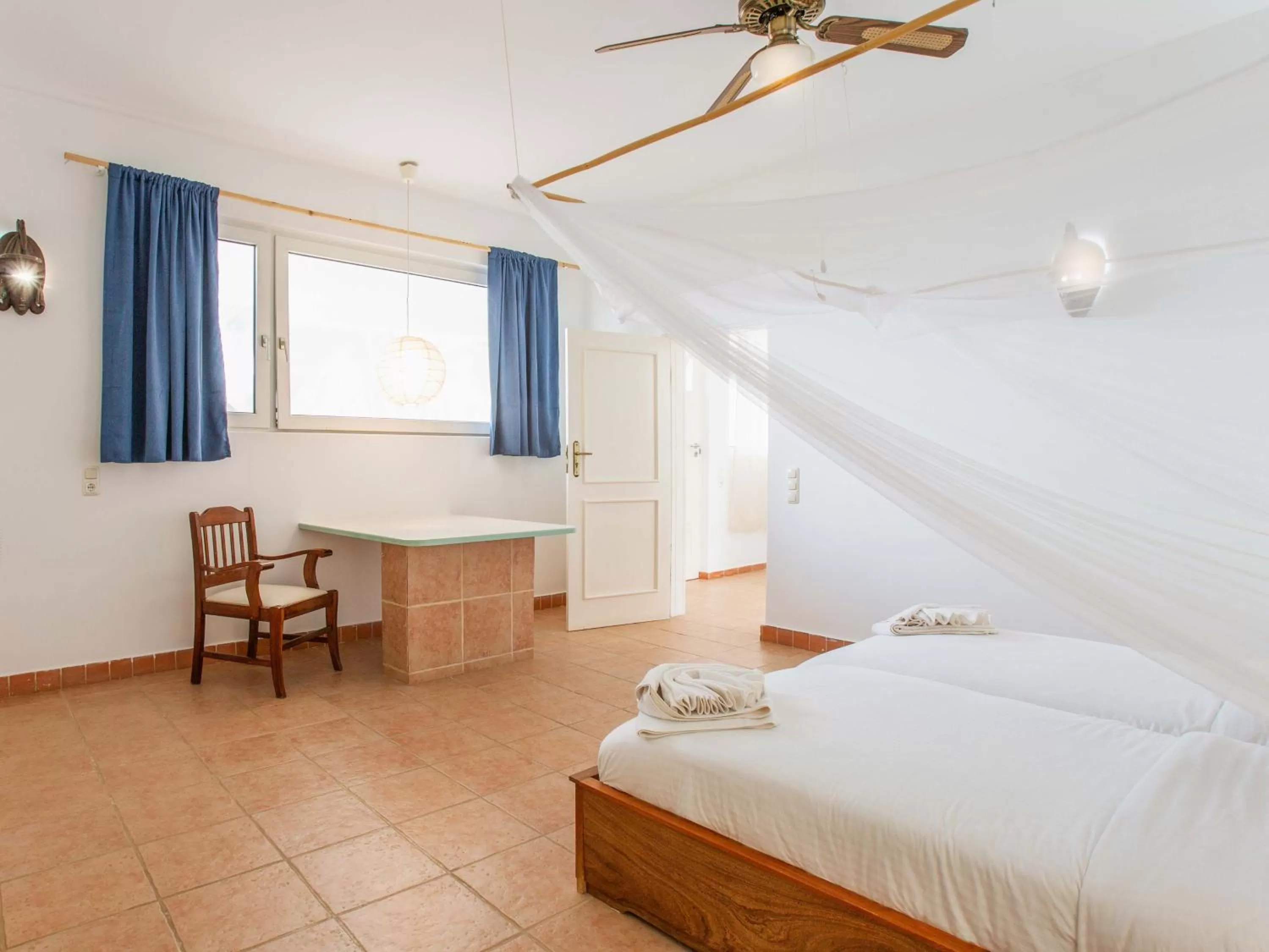 Photo of the whole room, Bed in King Fisher Village Eco-Boutique Hotel