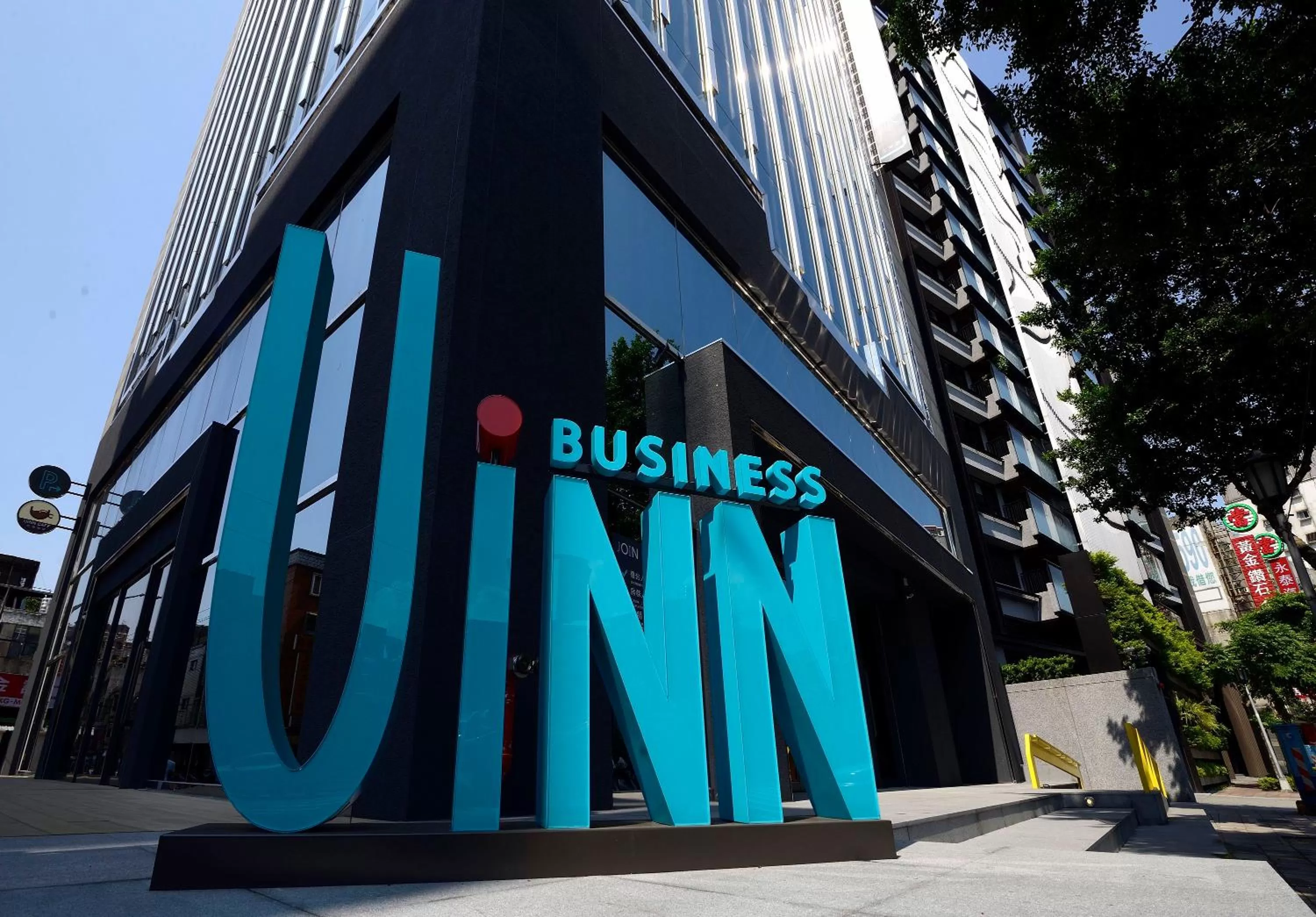 Property building in Uinn Business Hotel-Shihlin