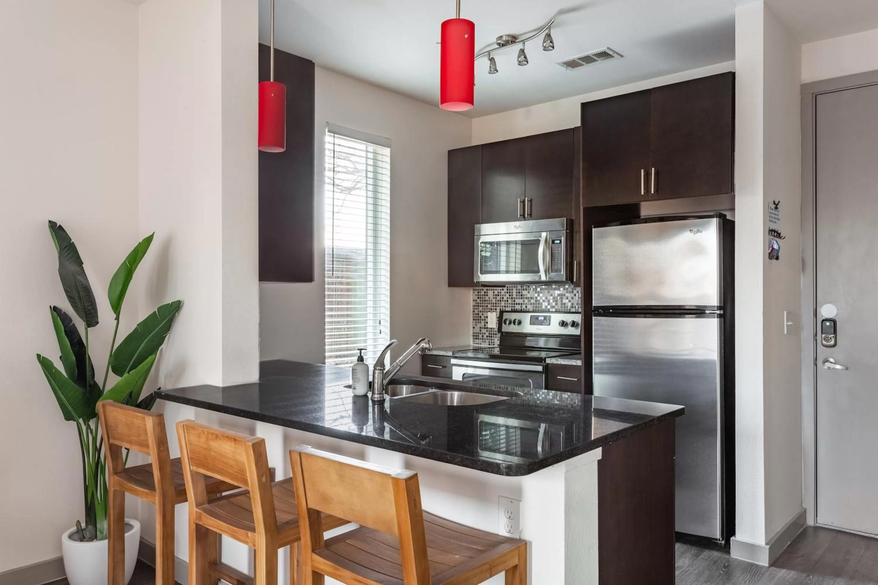 kitchen in Kasa Love Field-Medical District Dallas