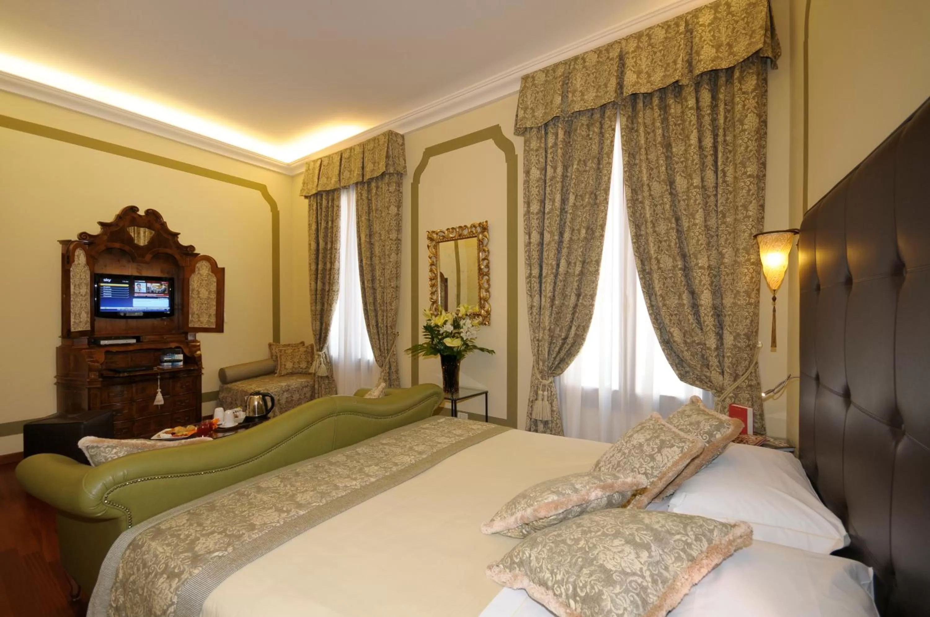 Photo of the whole room, Bed in Hotel Le Isole