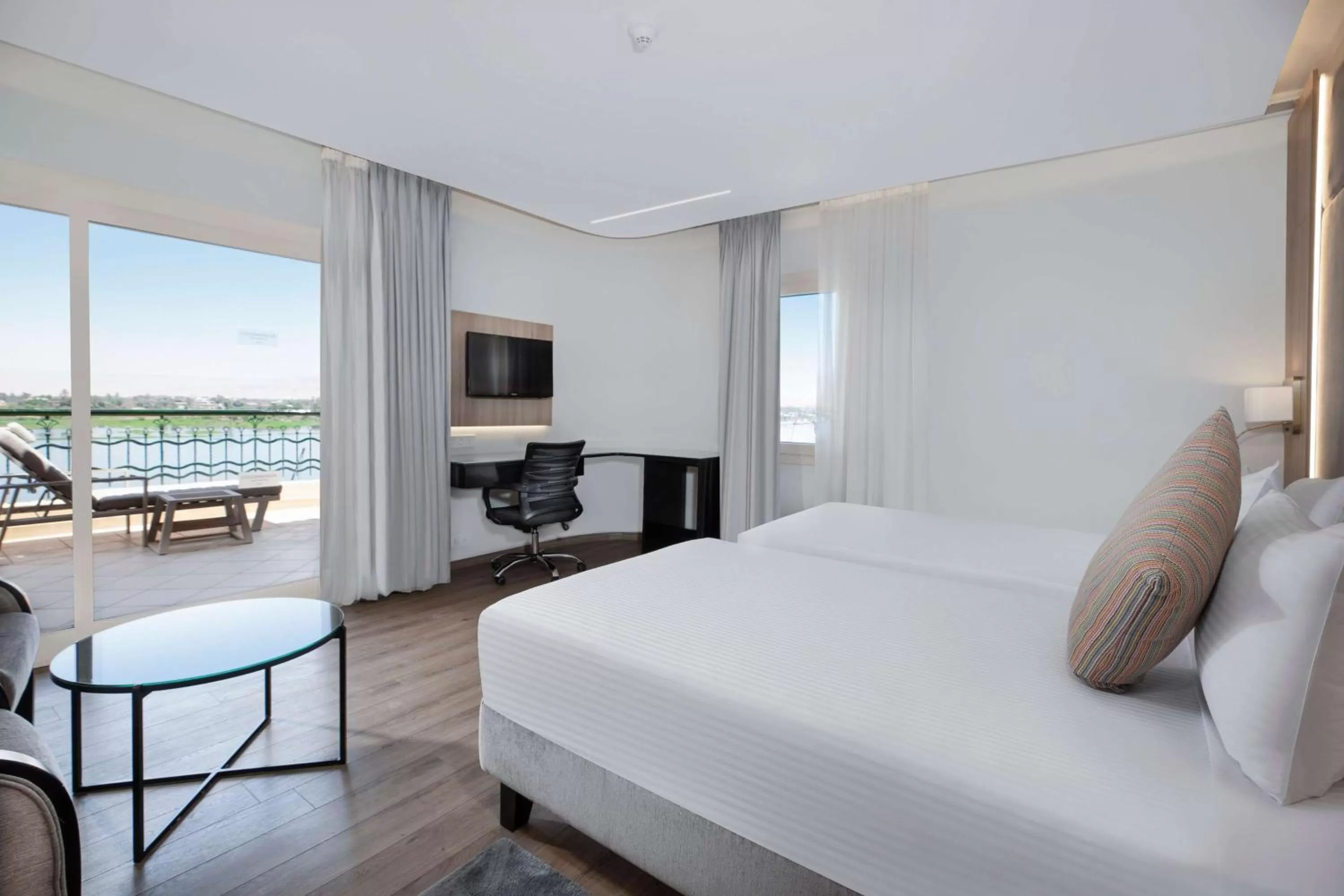 Bedroom, Bed in Steigenberger Nile Palace Luxor - Convention Center