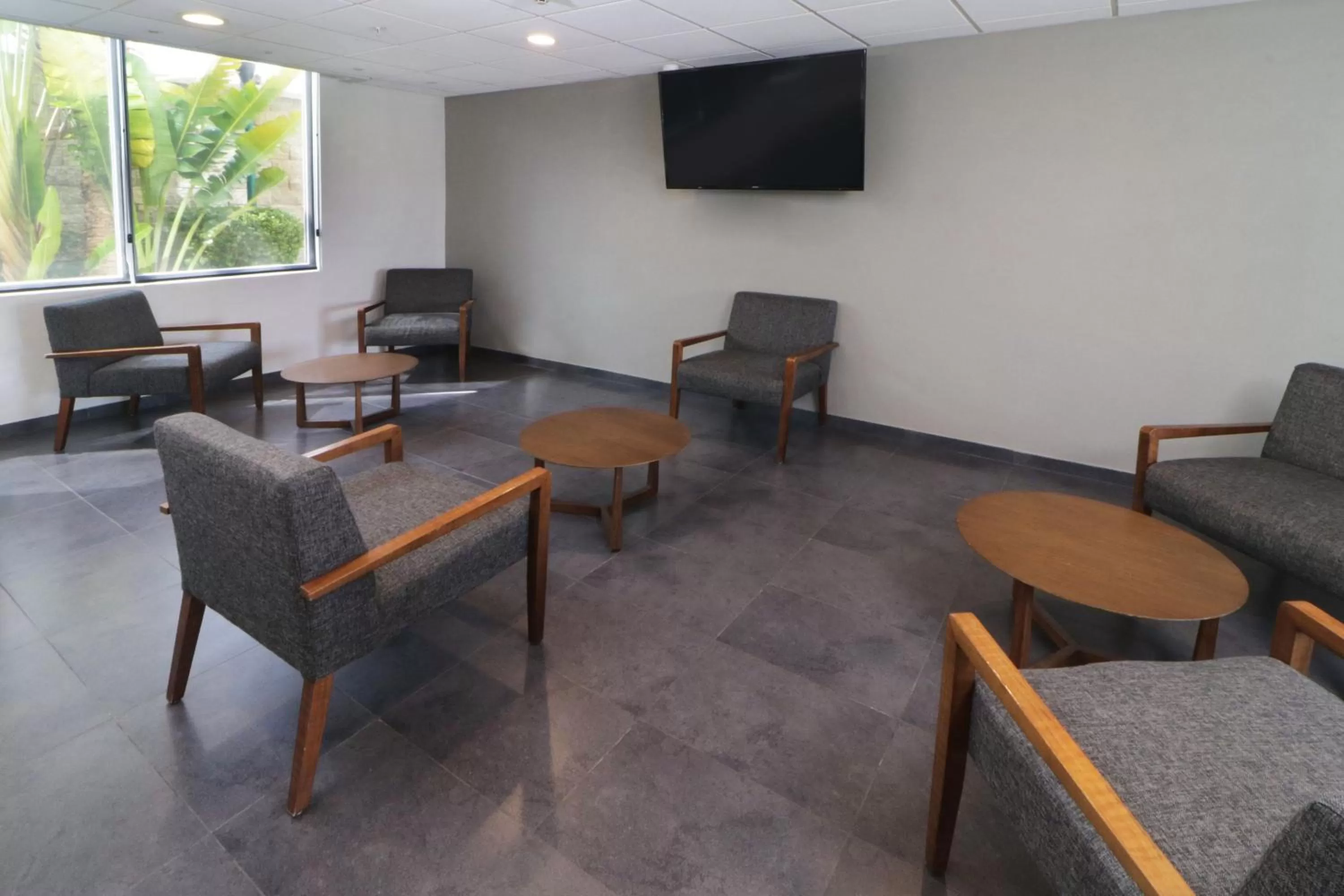 Living room in City Express by Marriott Ciudad Victoria