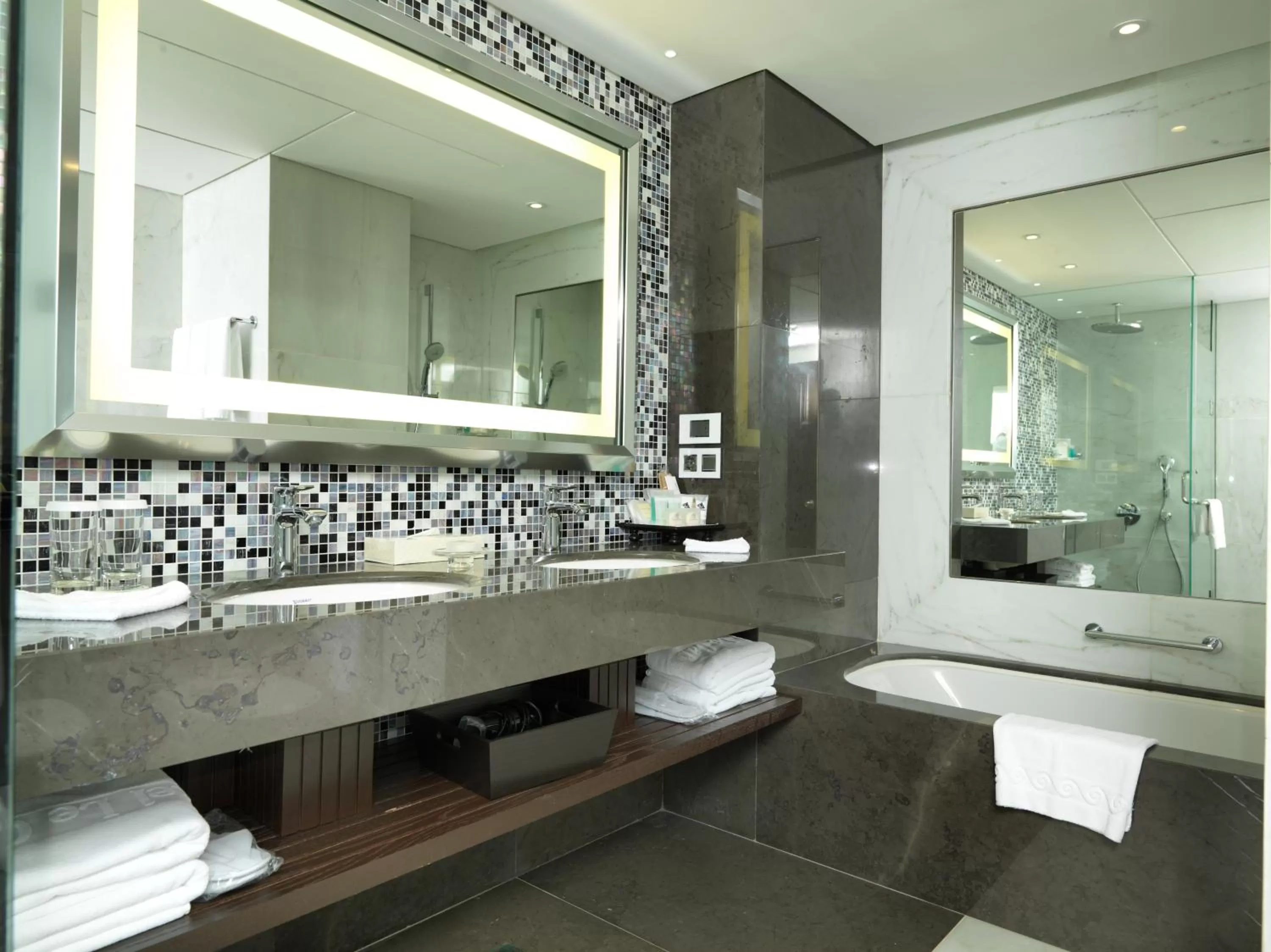 Bathroom in Sofitel Beirut Le Gabriel