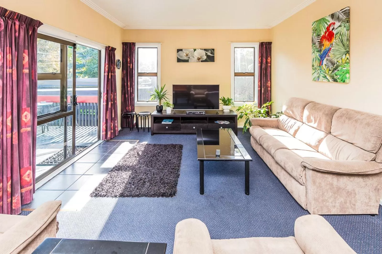 Seating Area in Anndion Motel