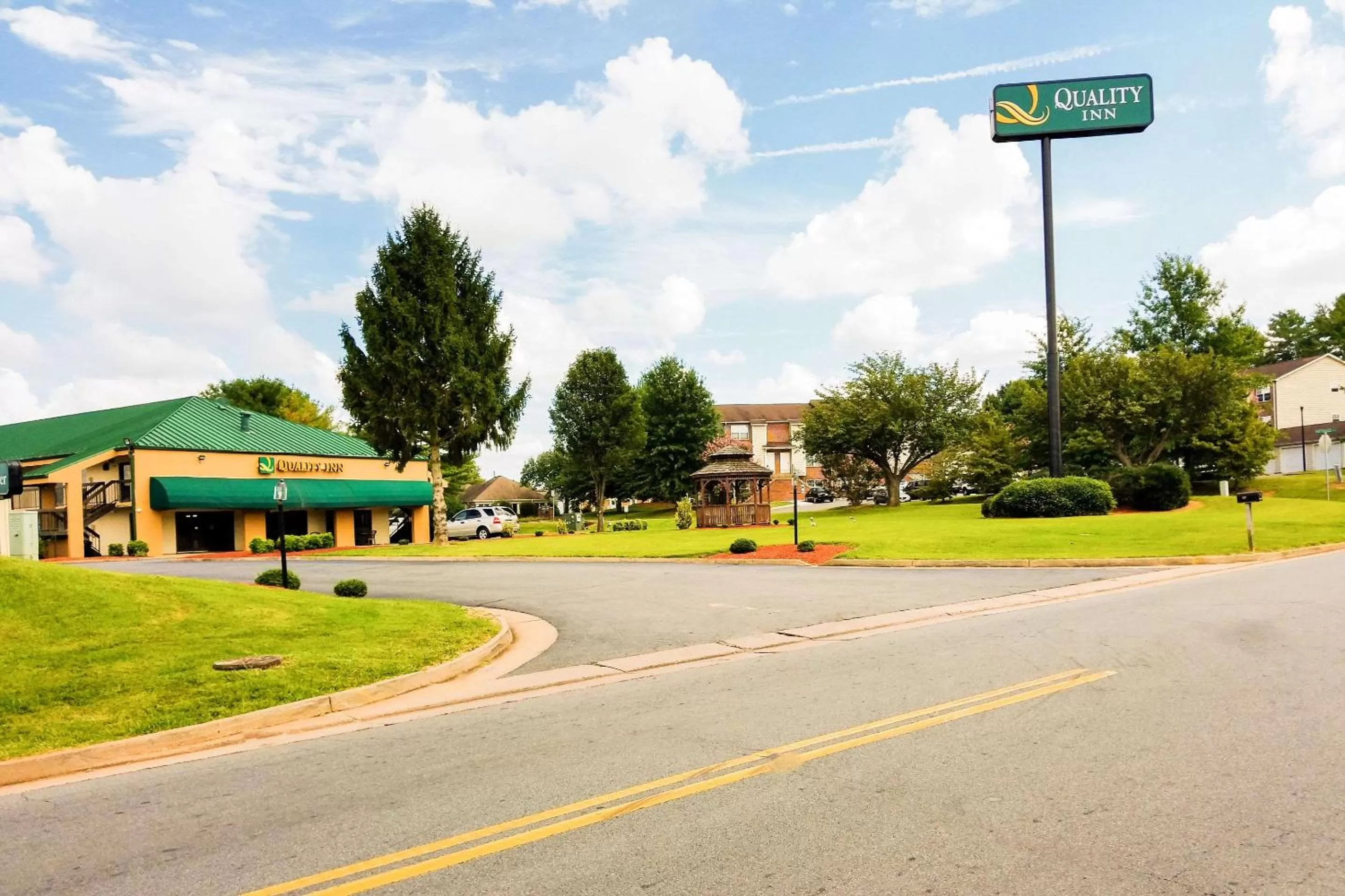 Property building in Quality Inn Culpeper