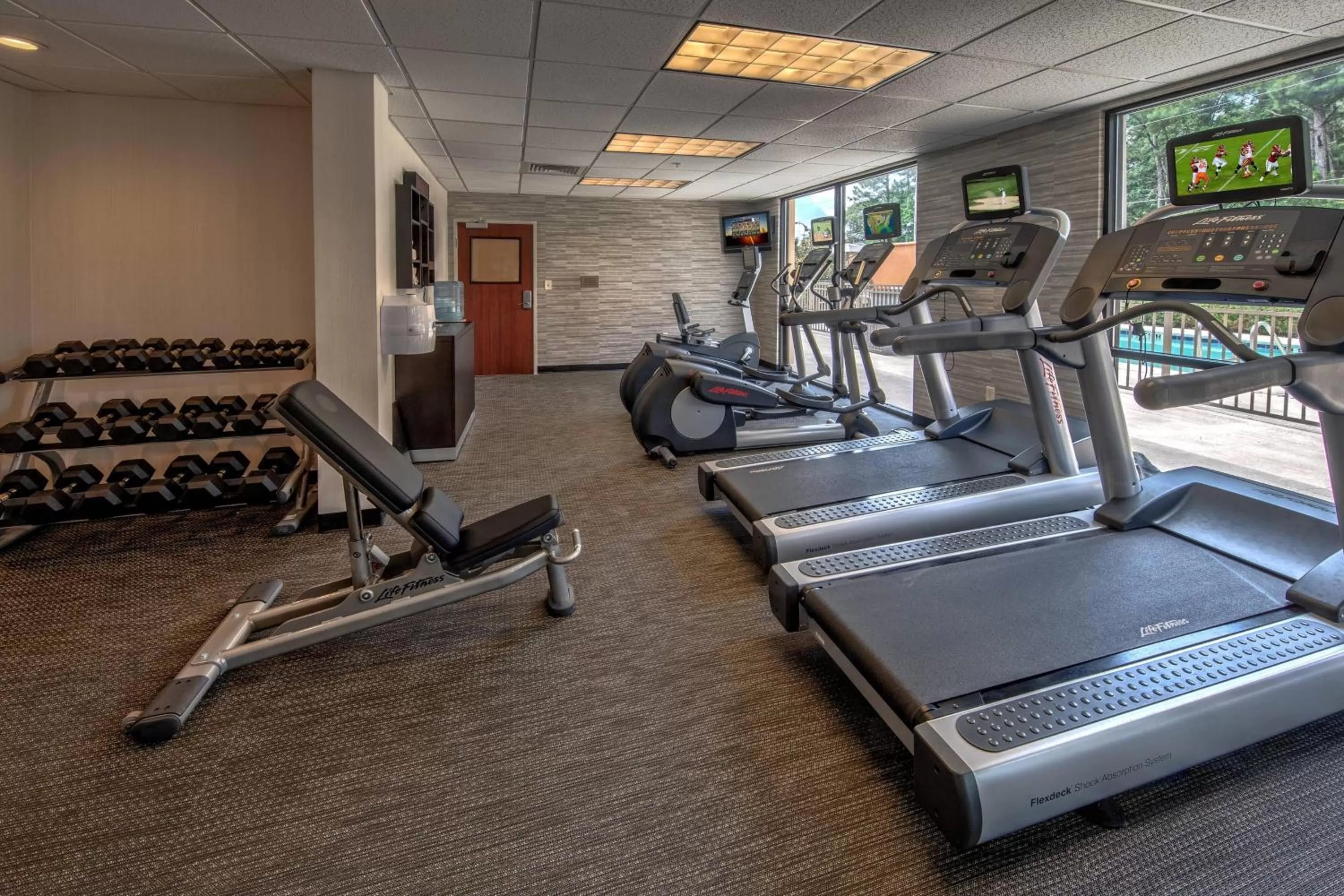 Fitness centre/facilities in Courtyard by Marriott Troy