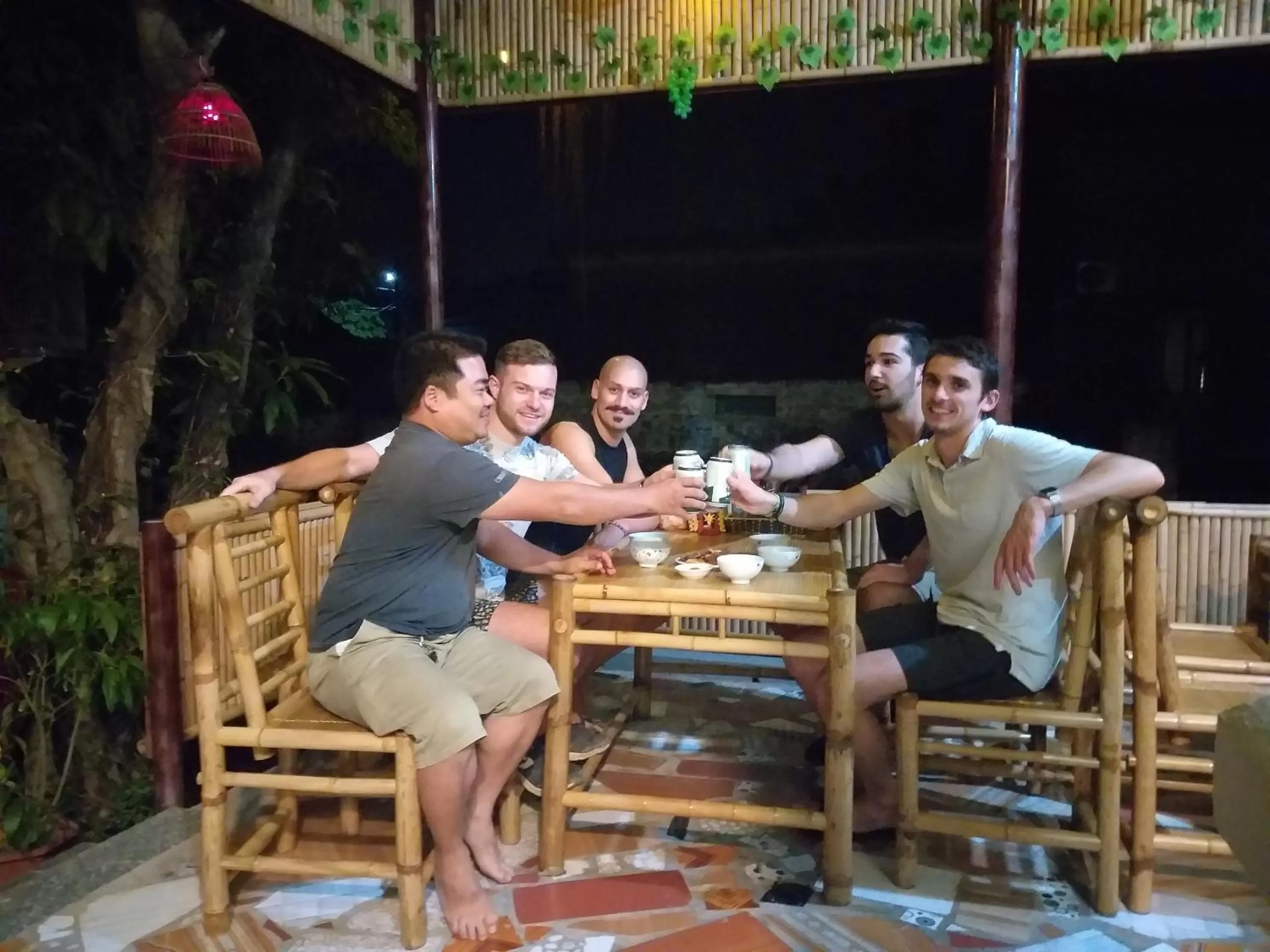 Hang Mua Central Homestay