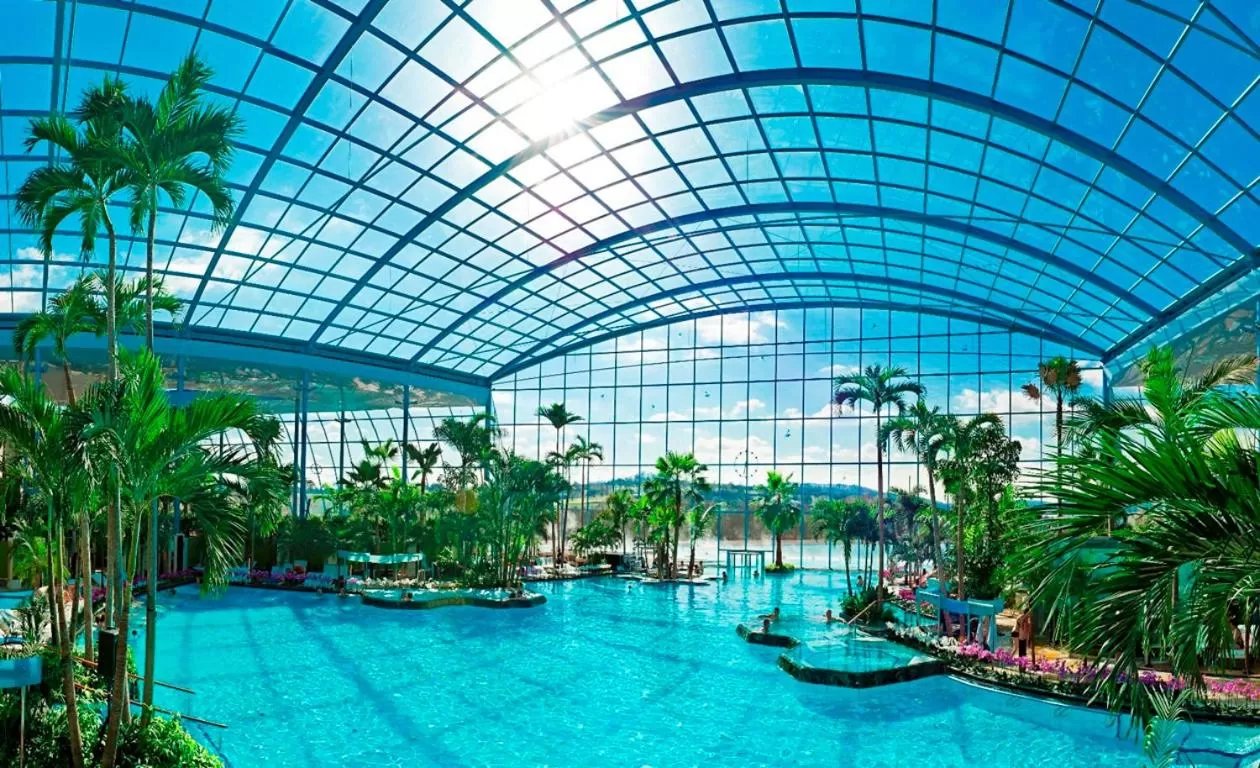 Pool view, Swimming Pool in Hotel Kick