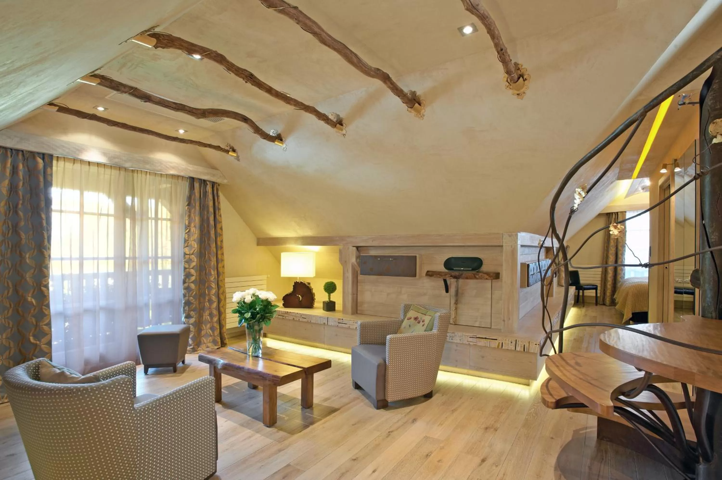 Photo of the whole room in Hostellerie Des Châteaux & Spa