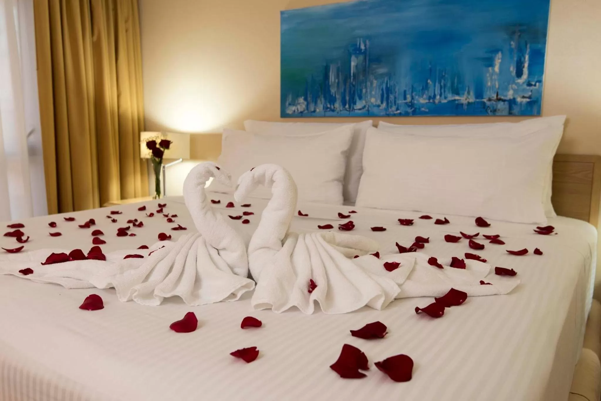 Photo of the whole room, Bed in Holiday Inn Montevideo by IHG