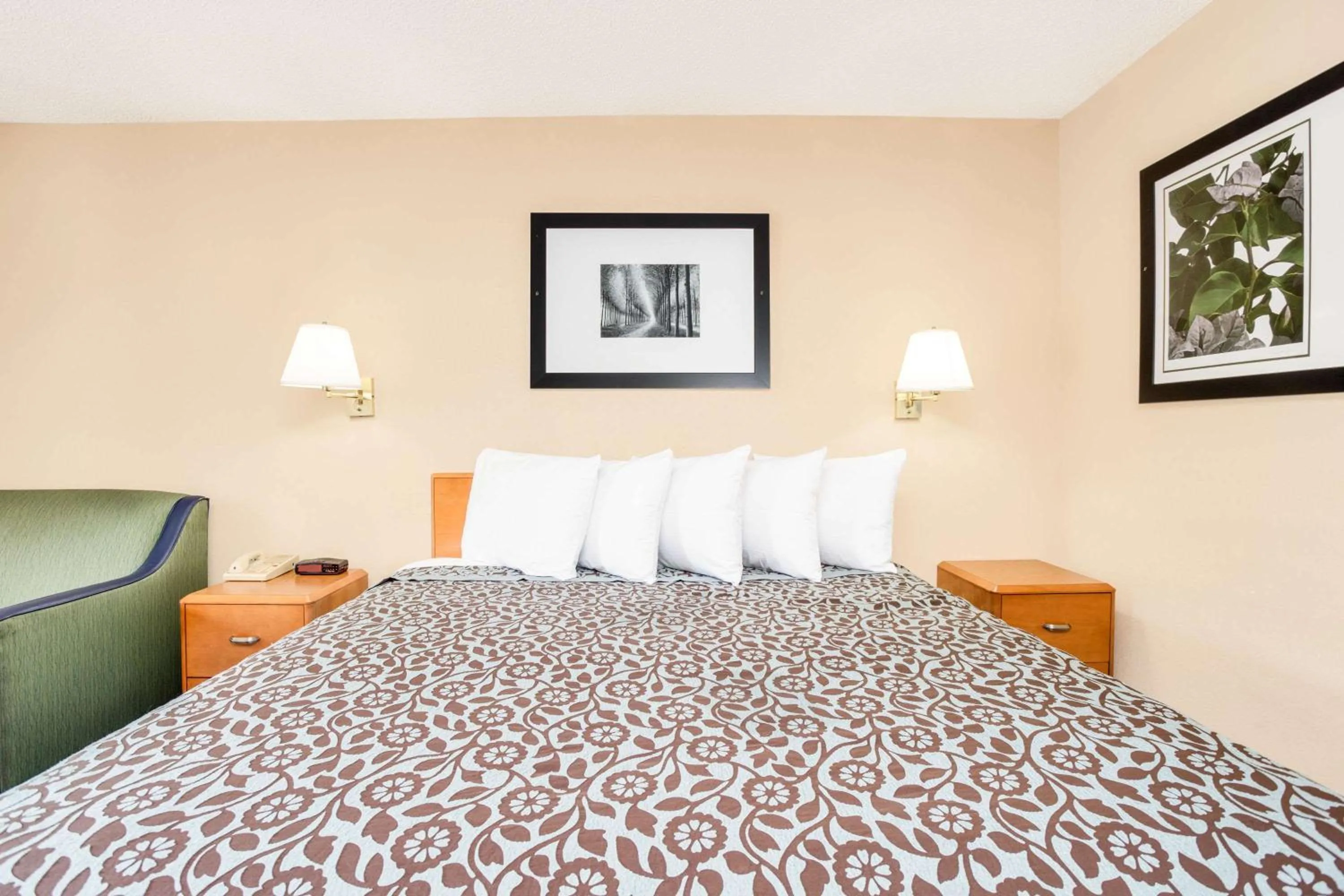 Photo of the whole room in Americas Best Value Inn Aiken