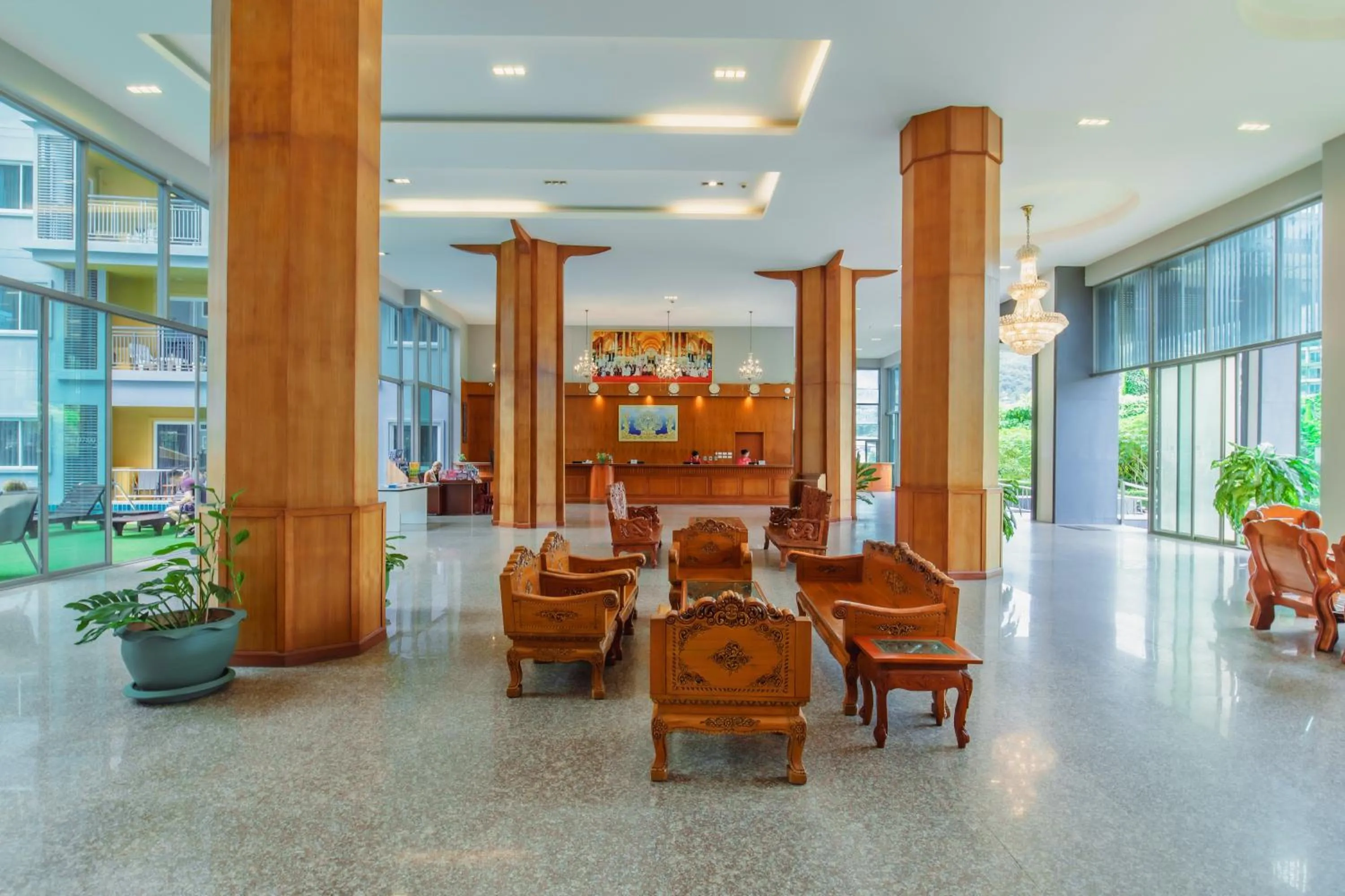 Lobby or reception in Elite Suites Patong