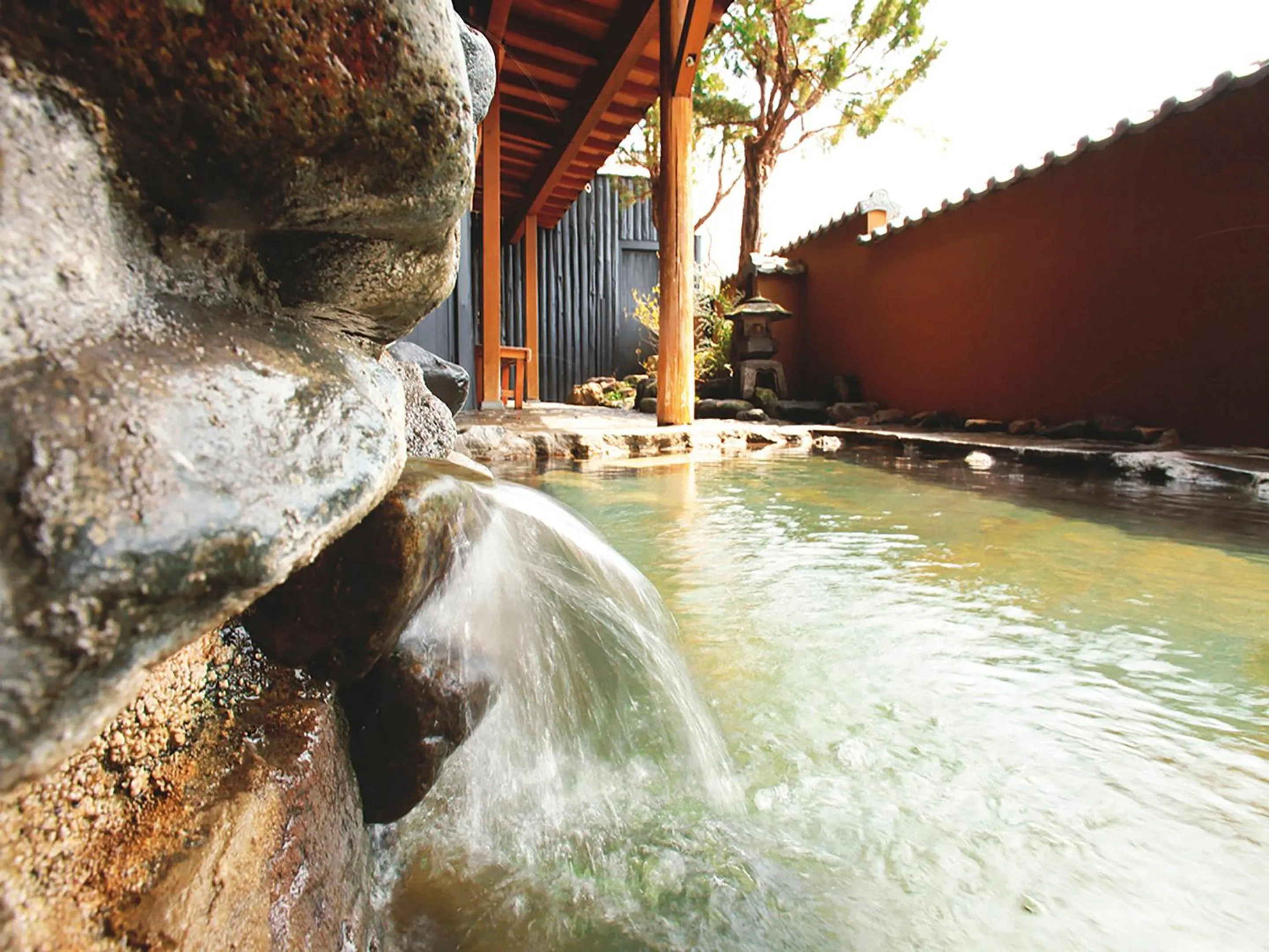 Hot Spring Bath in Ryokan Biyunoyado