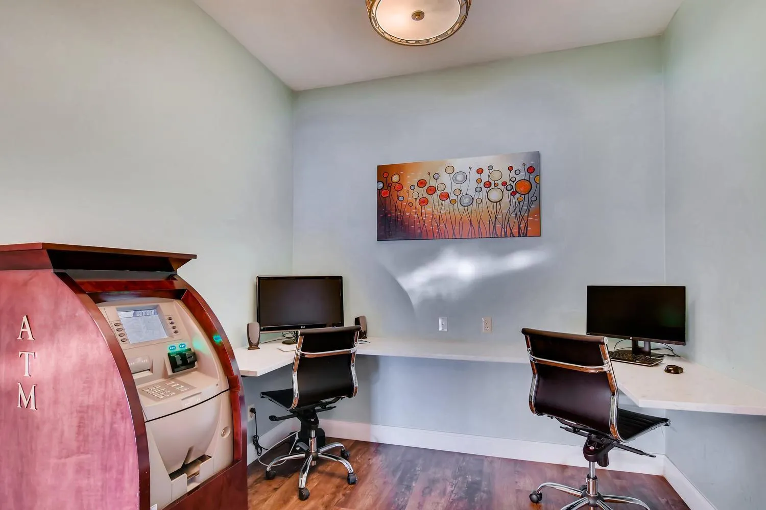 Business facilities in Orangewood Inn and Suites Midtown