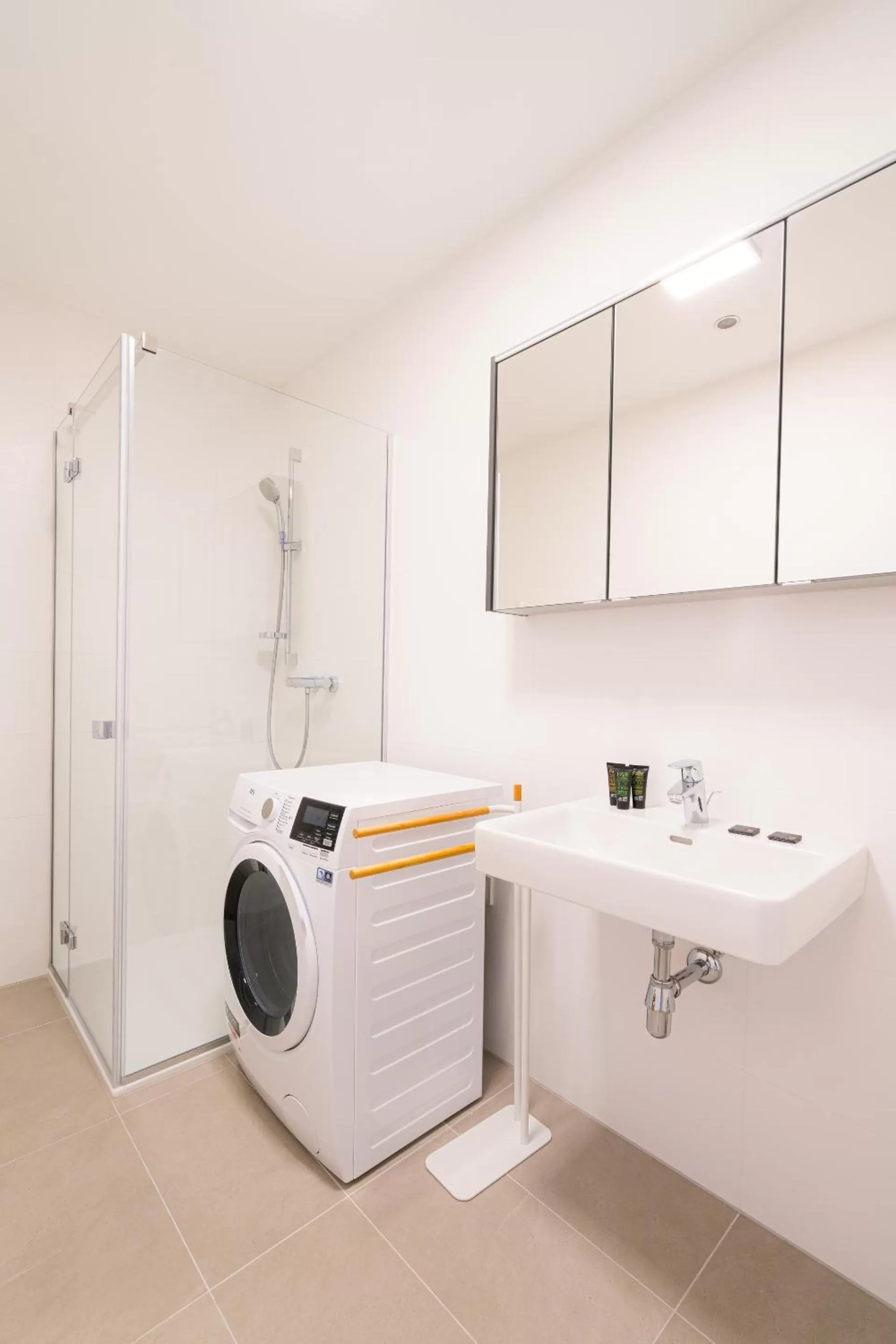 Vienna Residence, Marina Tower - Danube