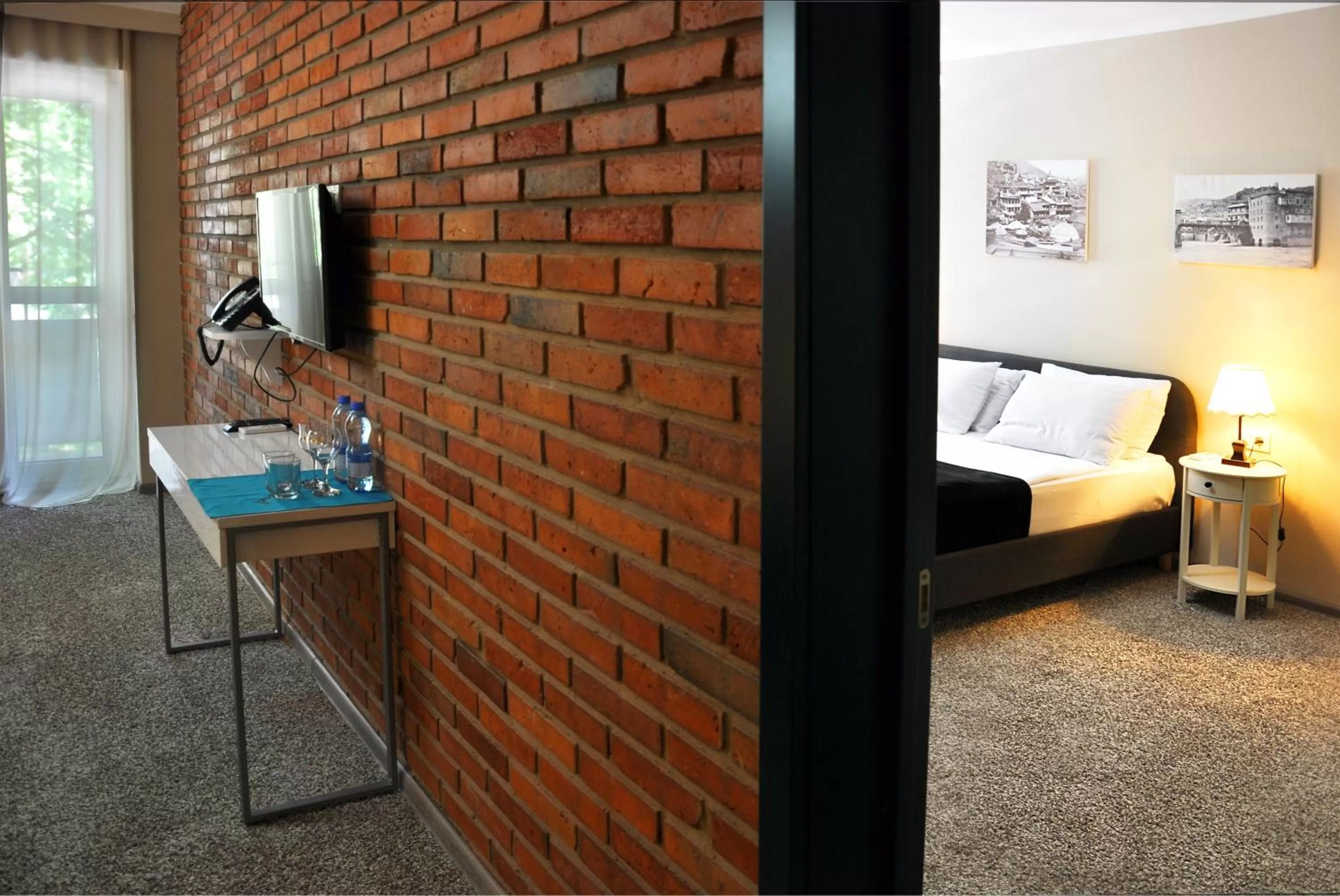 Bed in Art Hotel Claude Monet